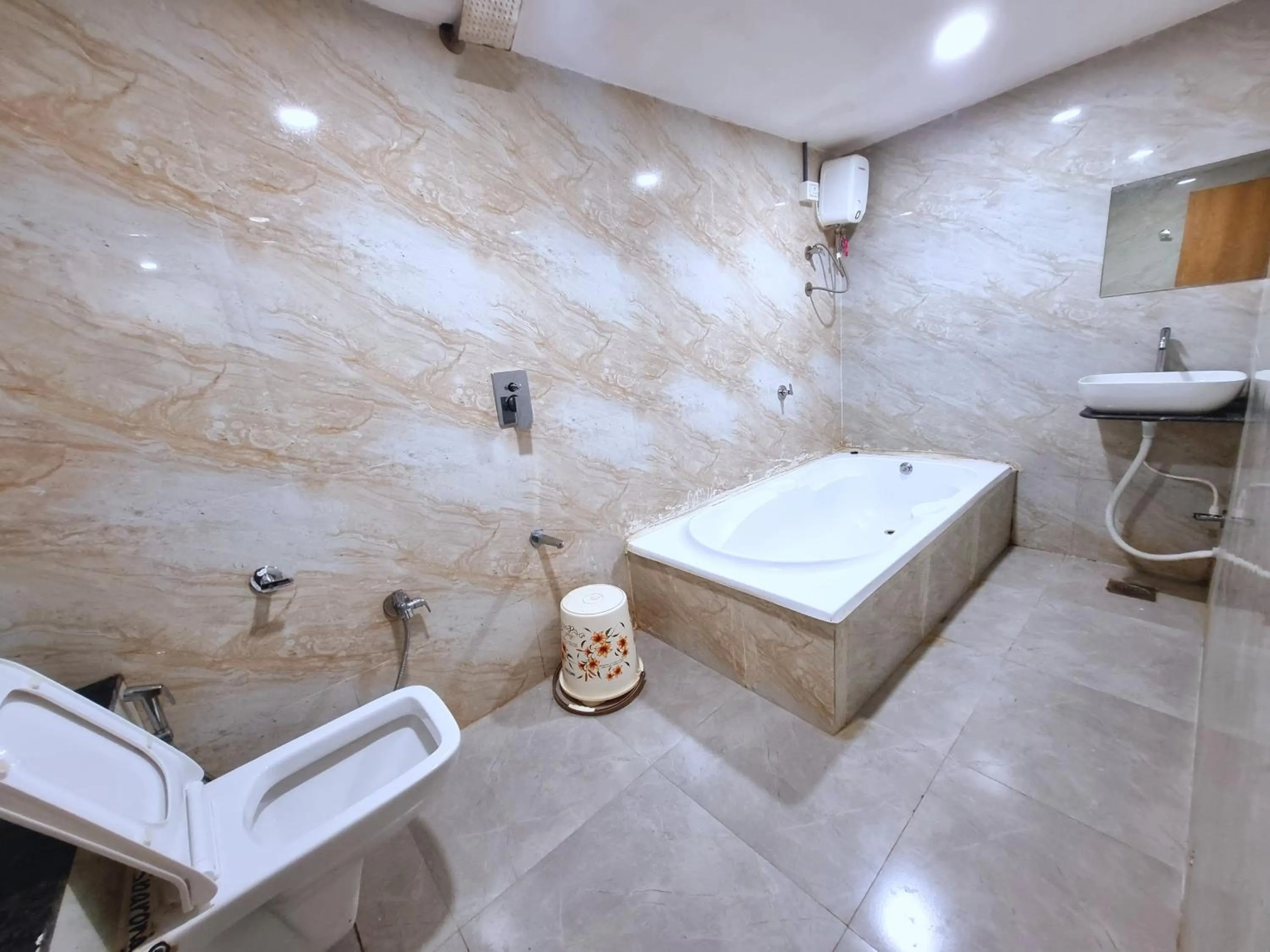 Bath in Green Tree Hotel