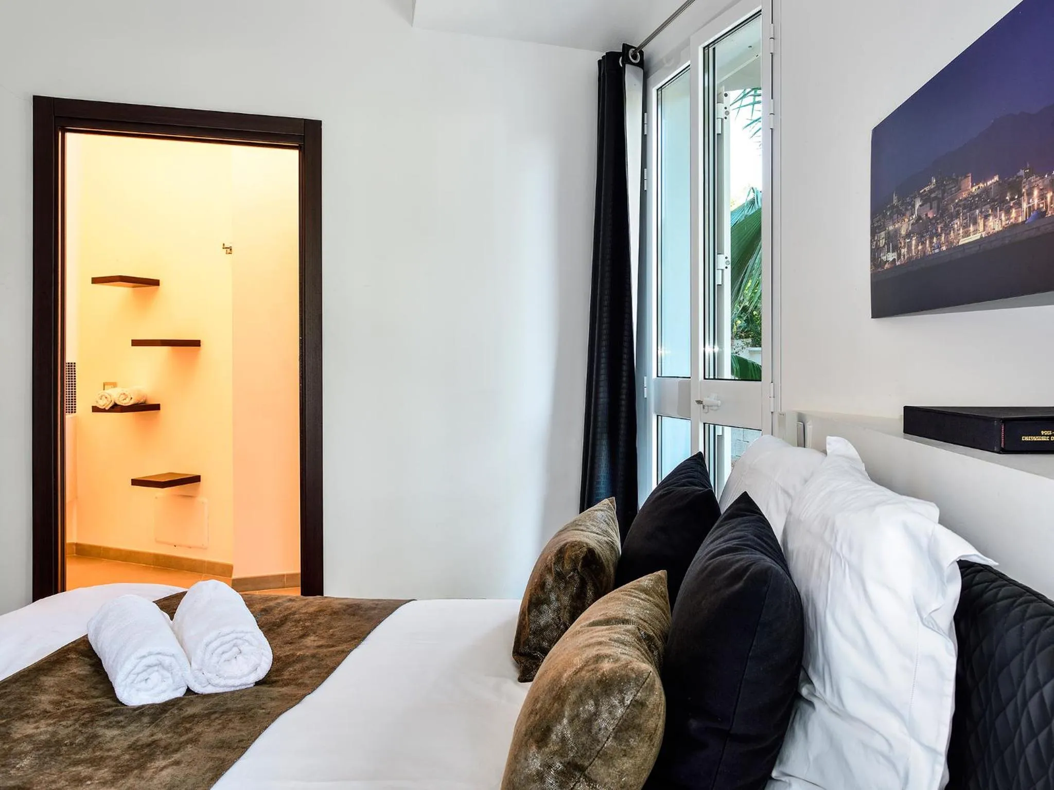 Bedroom, Bed in Farosardo
