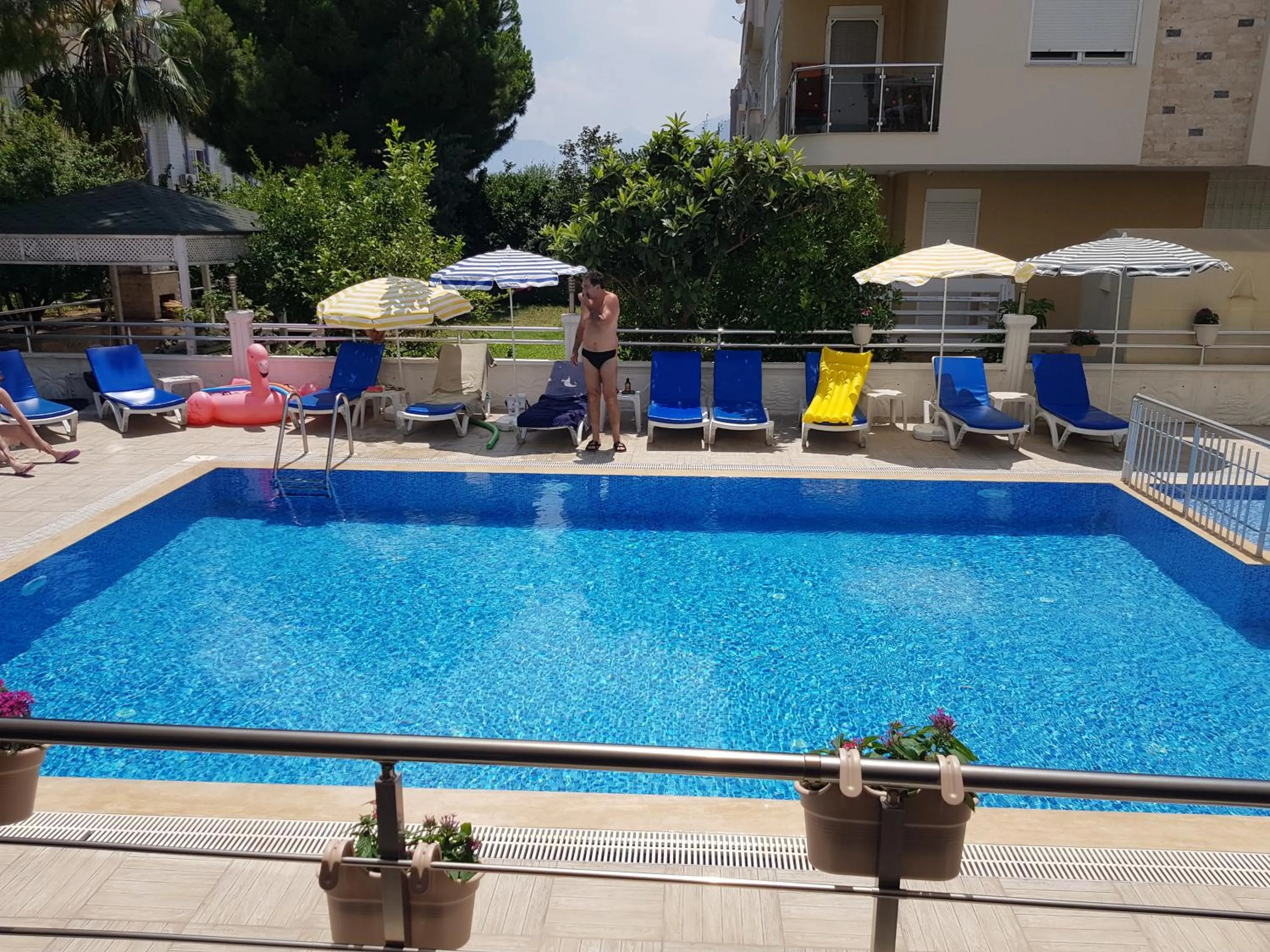 Swimming pool in Güden-Pearl