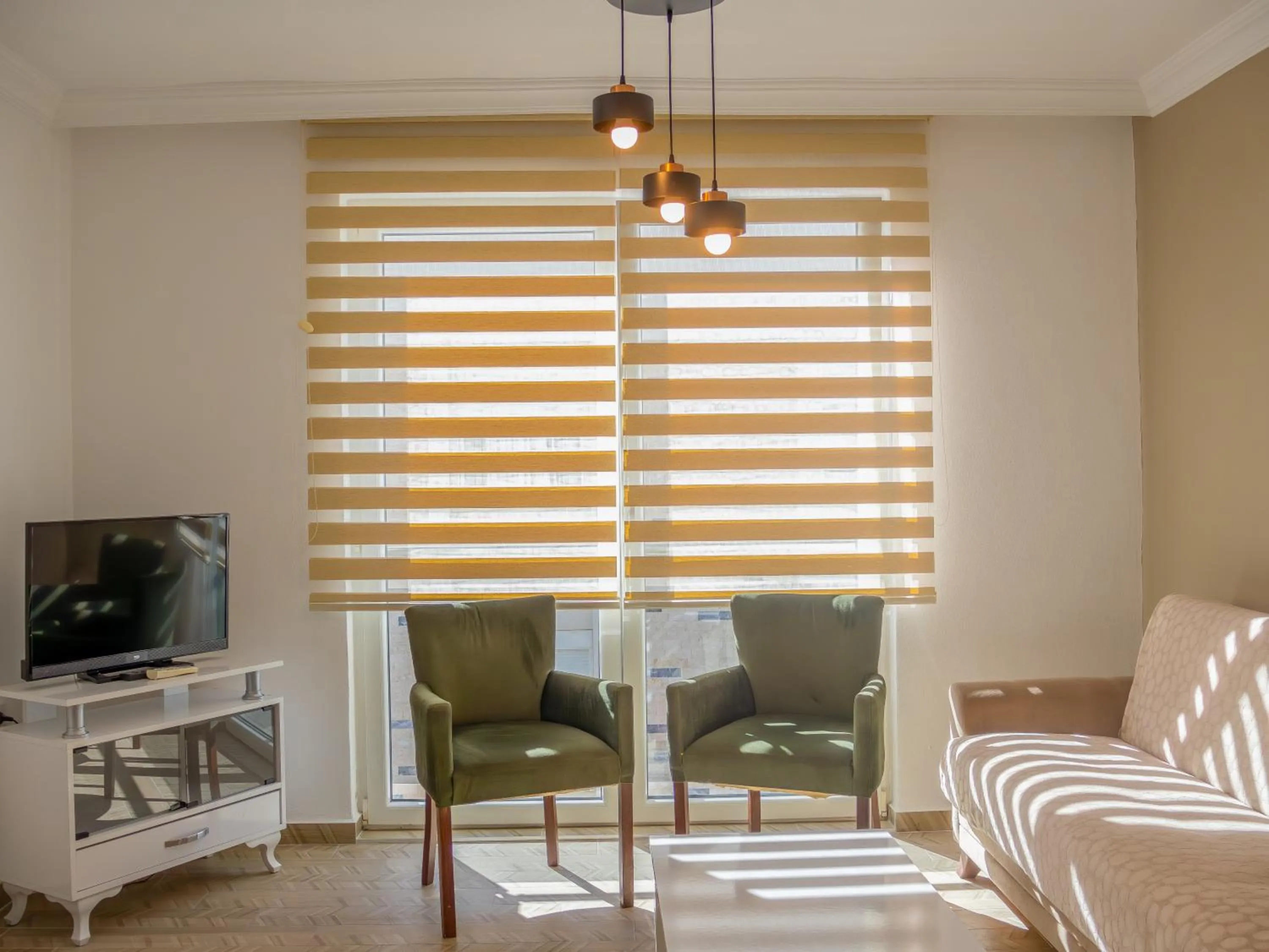 TV and multimedia in Güden-Pearl