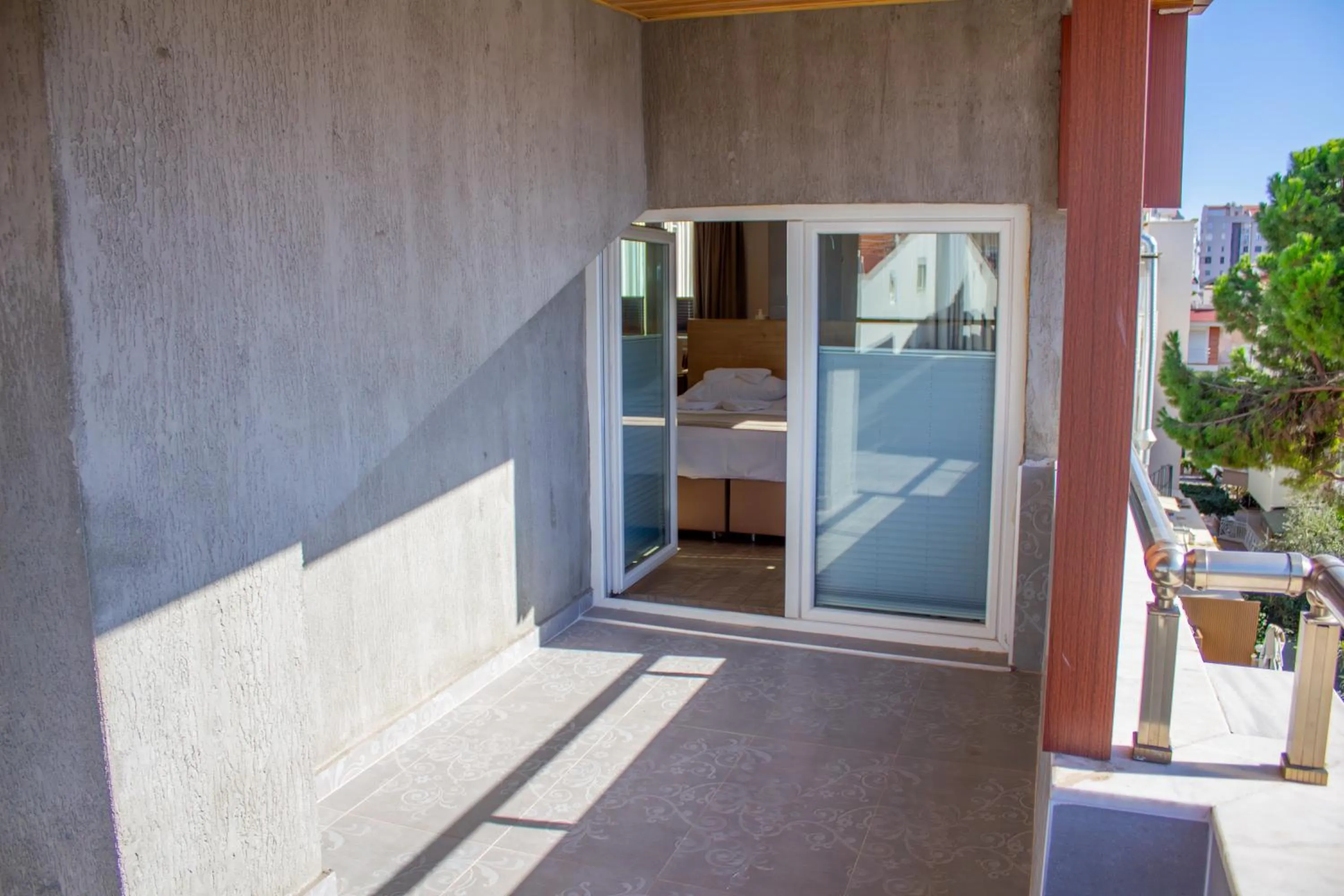 Patio in Güden-Pearl