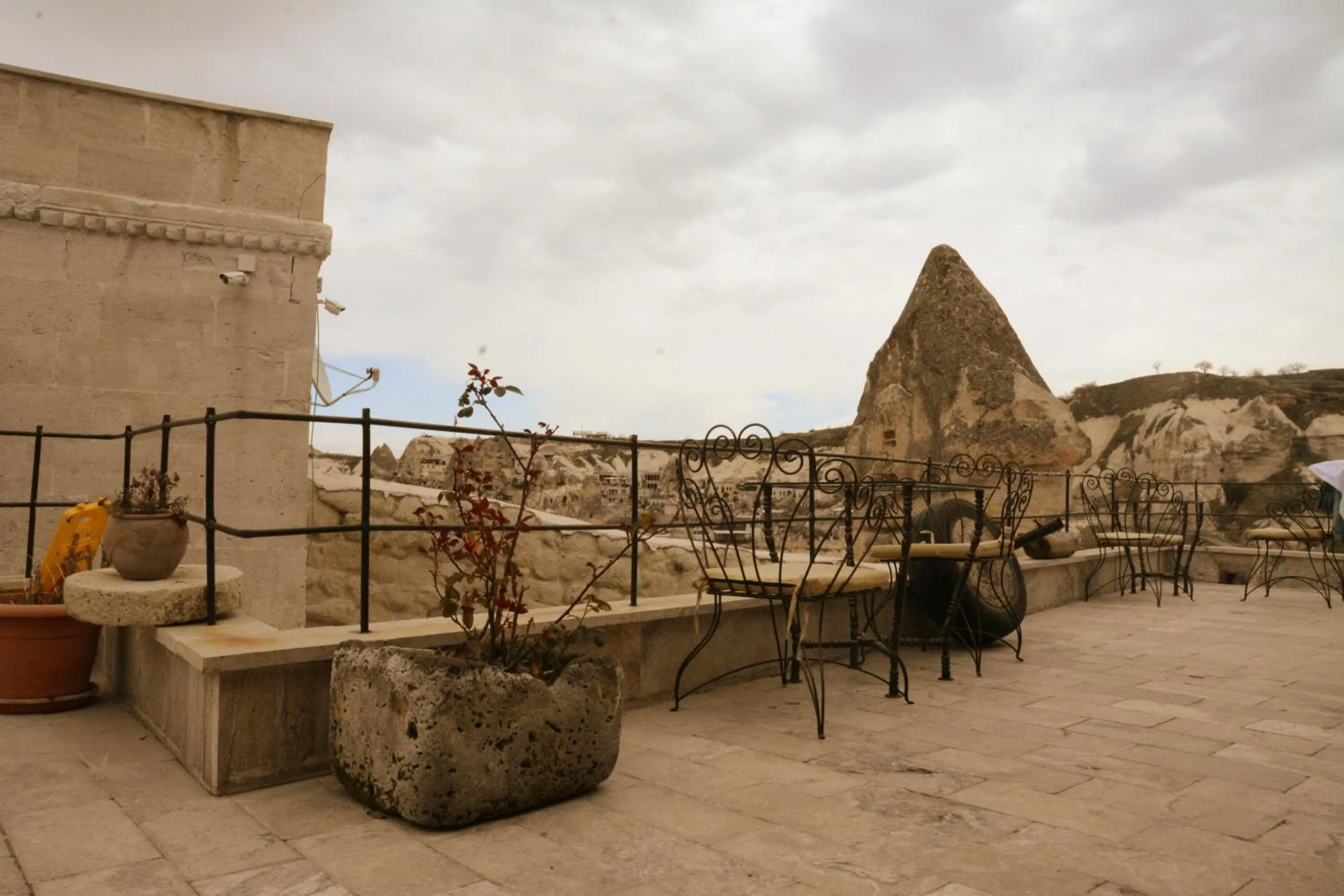 Garden in Emit Cave Hotel