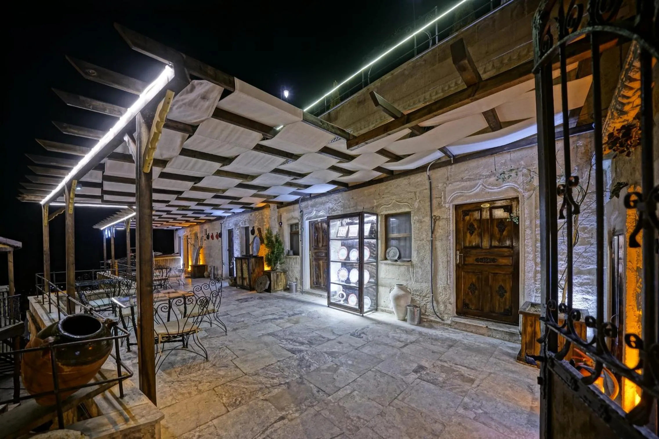 Other in Emit Cave Hotel