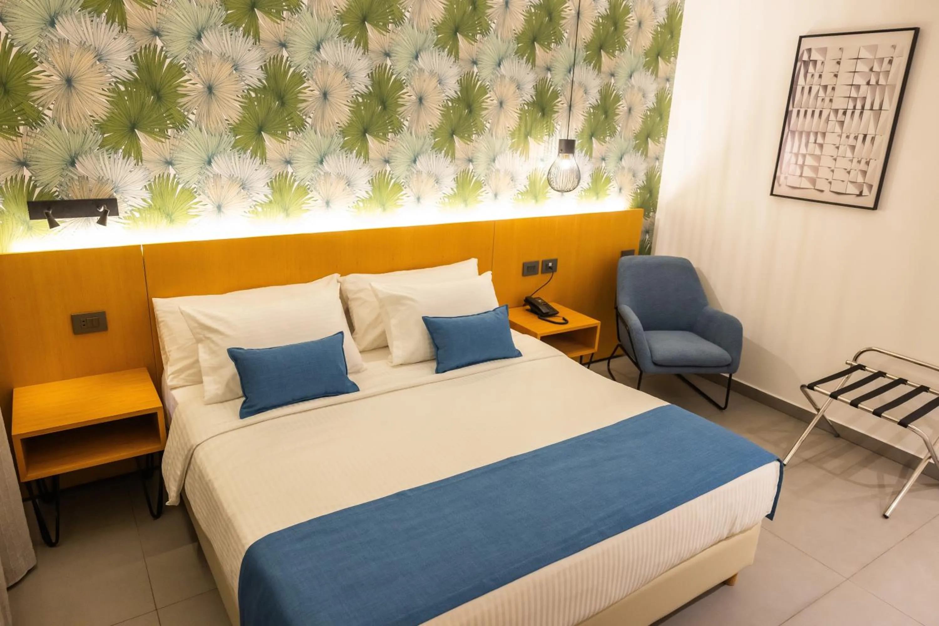 Standard Queen Room in Le Grove Hotel - Superior Boutique