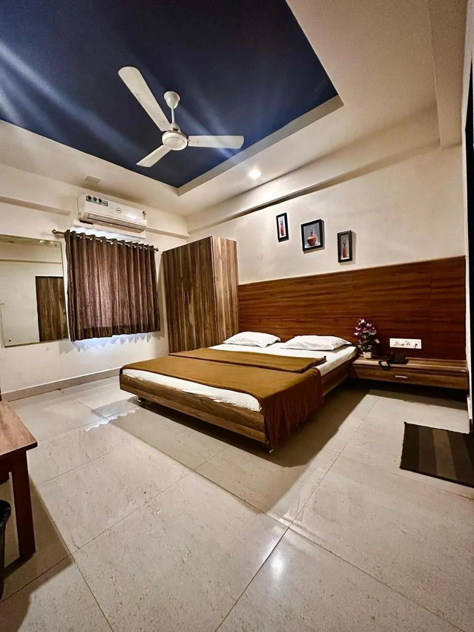 Deluxe Double Room - single occupancy in Prince Residency