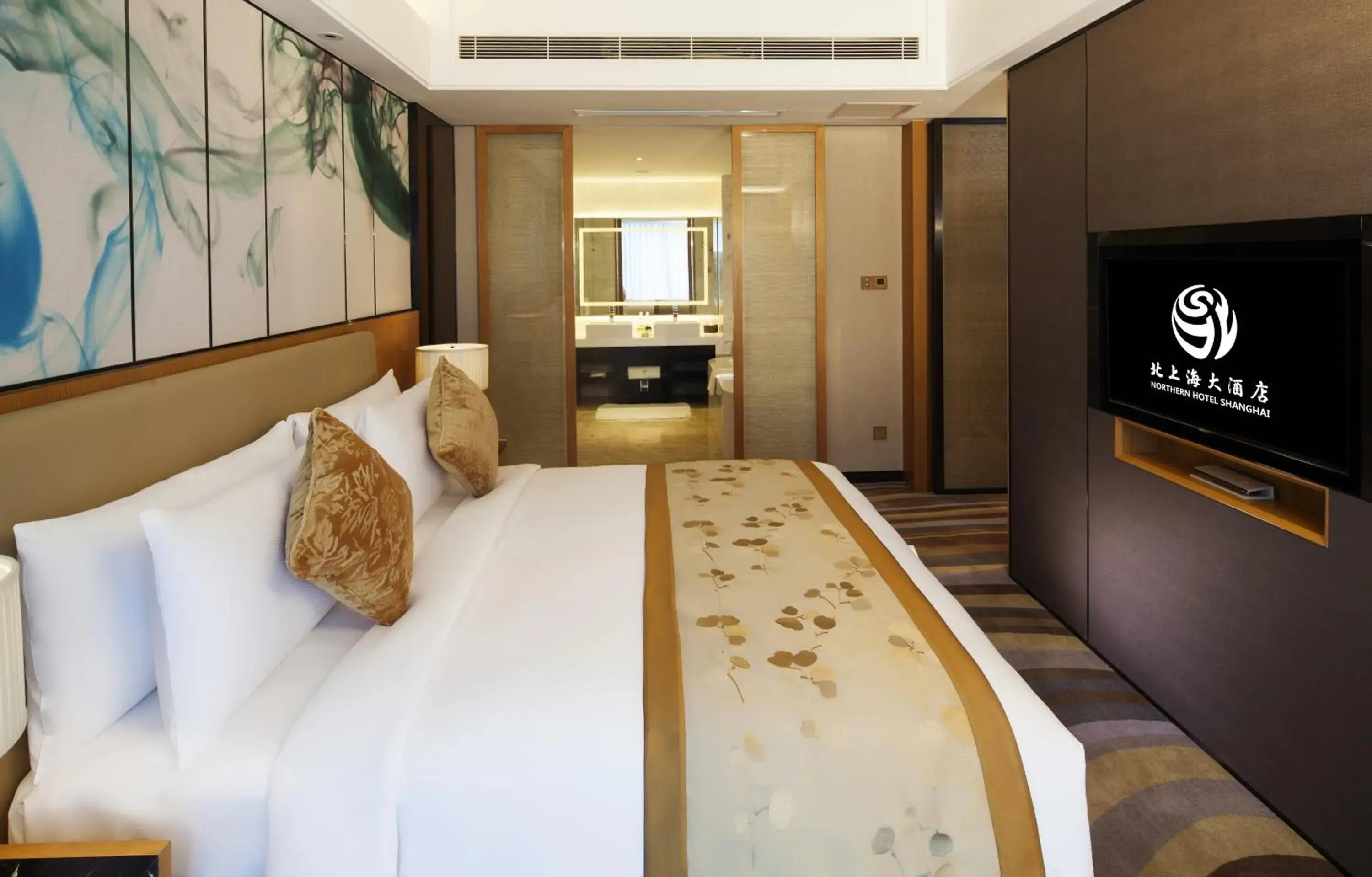 Deluxe Queen Suite in Northern Hotel Shanghai Deluxe Queen Suite in Northern Hotel Shanghai