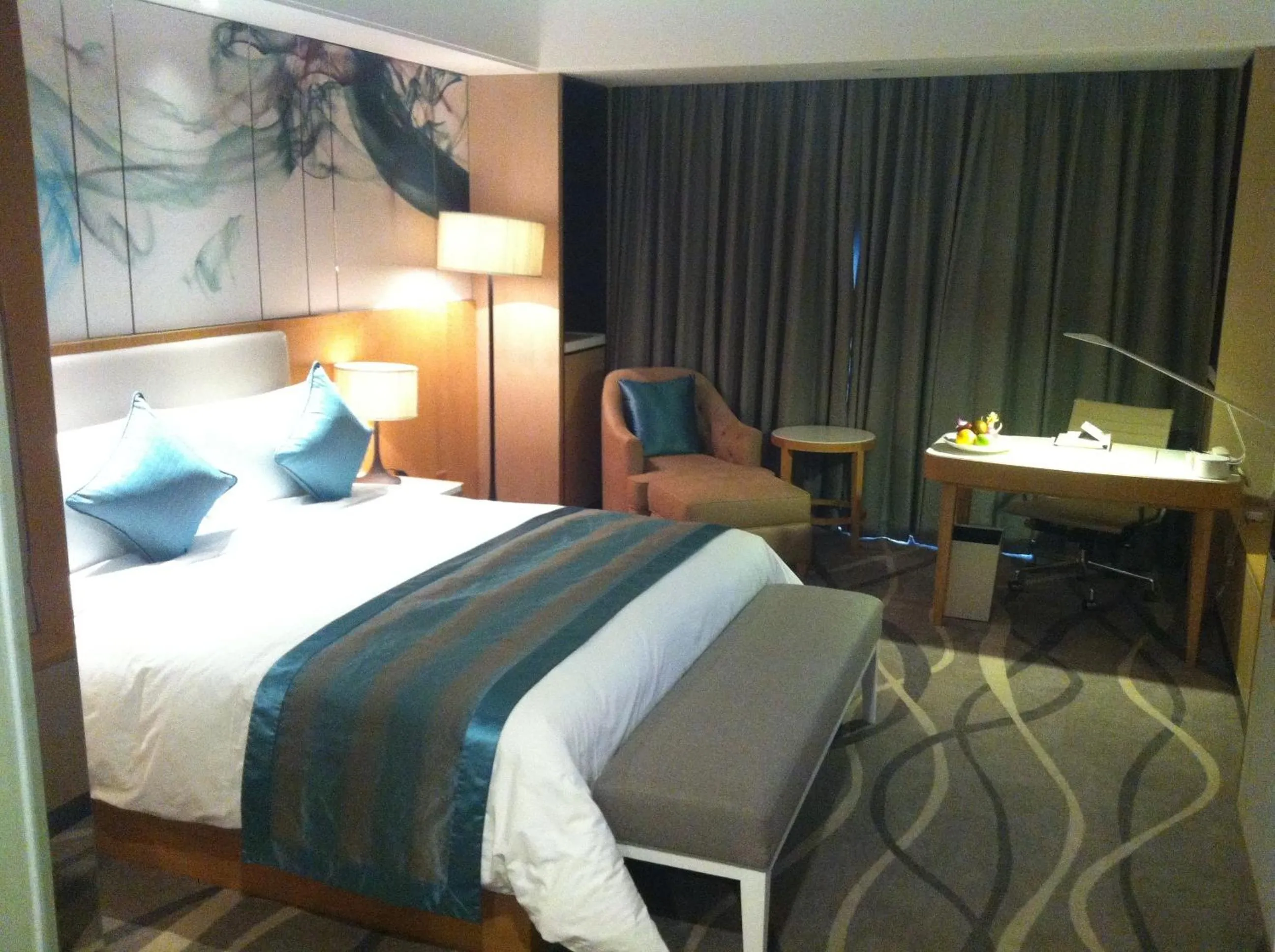 Photo of the whole room, Bed in Northern Hotel Shanghai