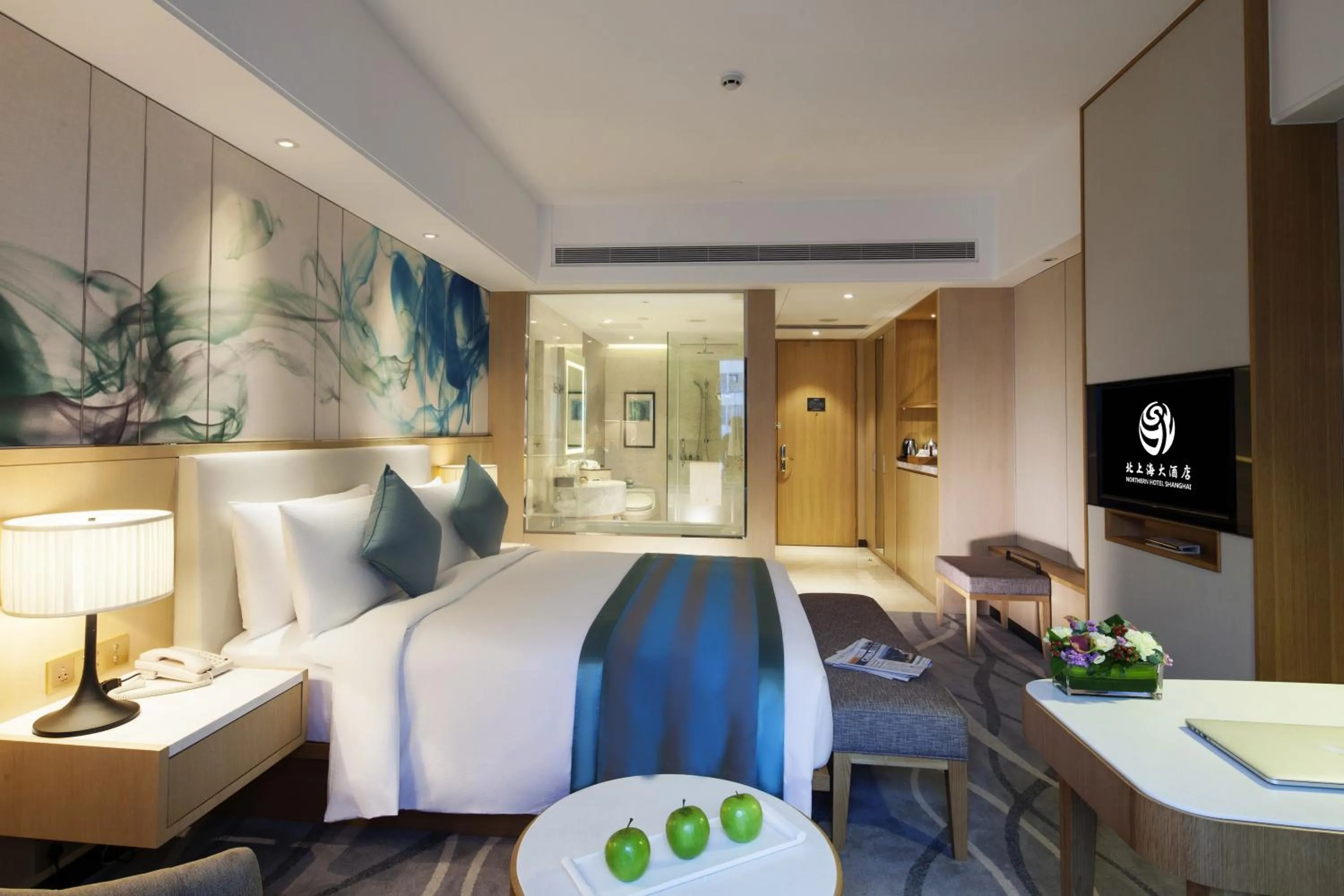 Photo of the whole room in Northern Hotel Shanghai