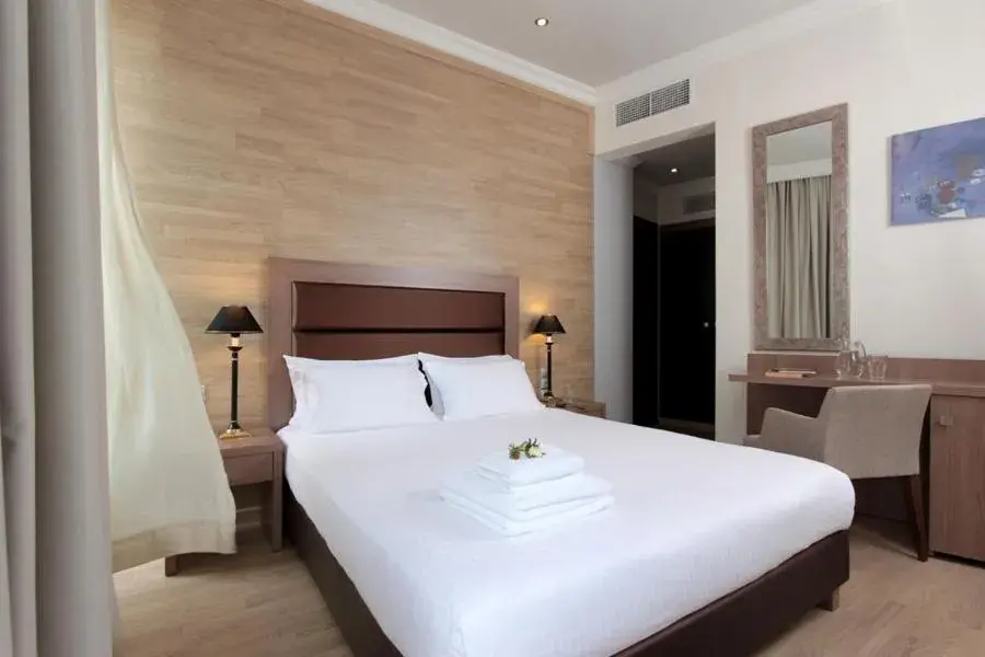 Bed in Athens Lotus Hotel Bed in Athens Lotus Hotel