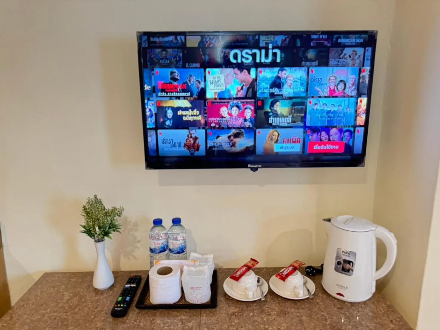 Standard Double Room in Bensri residence pattaya