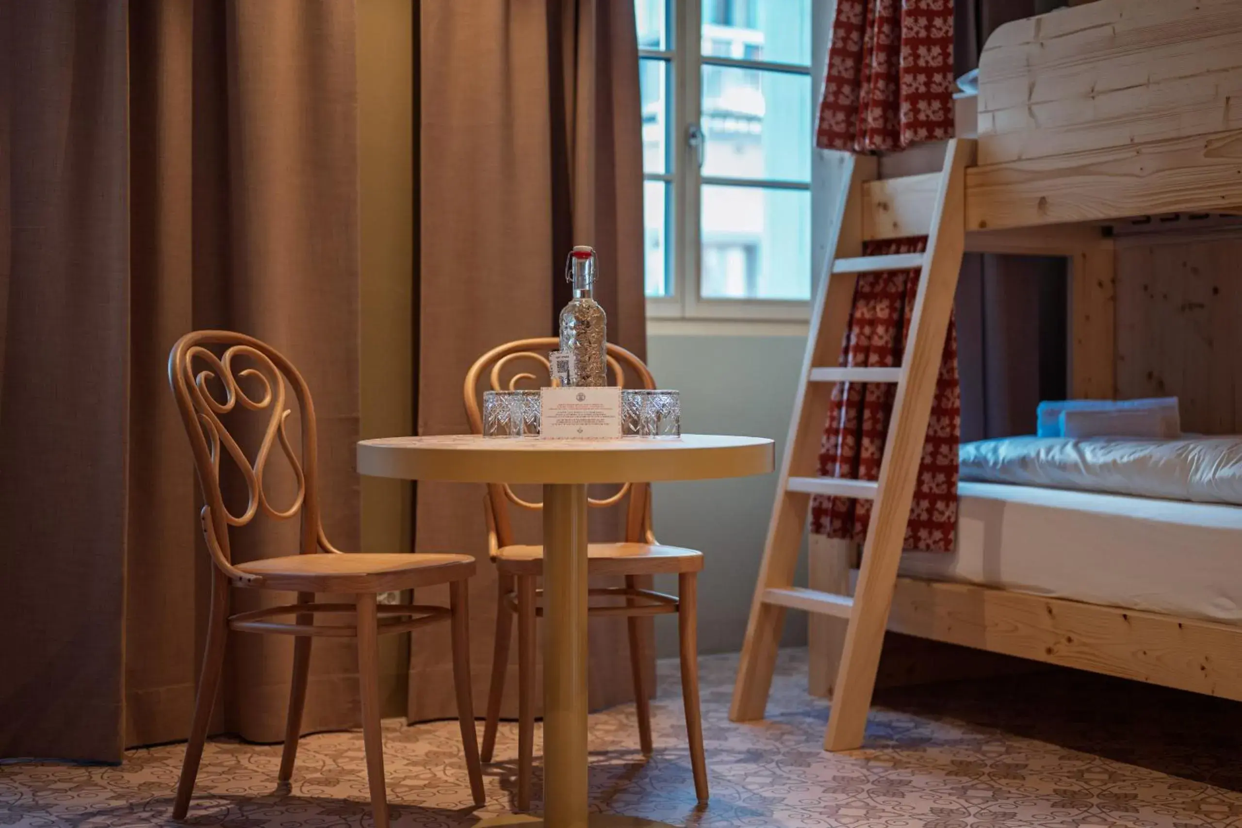Multi-Bed Room Standard in Speluca Brauerei & Genusshotel - Self-Check-in Multi-Bed Room Standard in Speluca Brauerei & Genusshotel - Self-Check-in