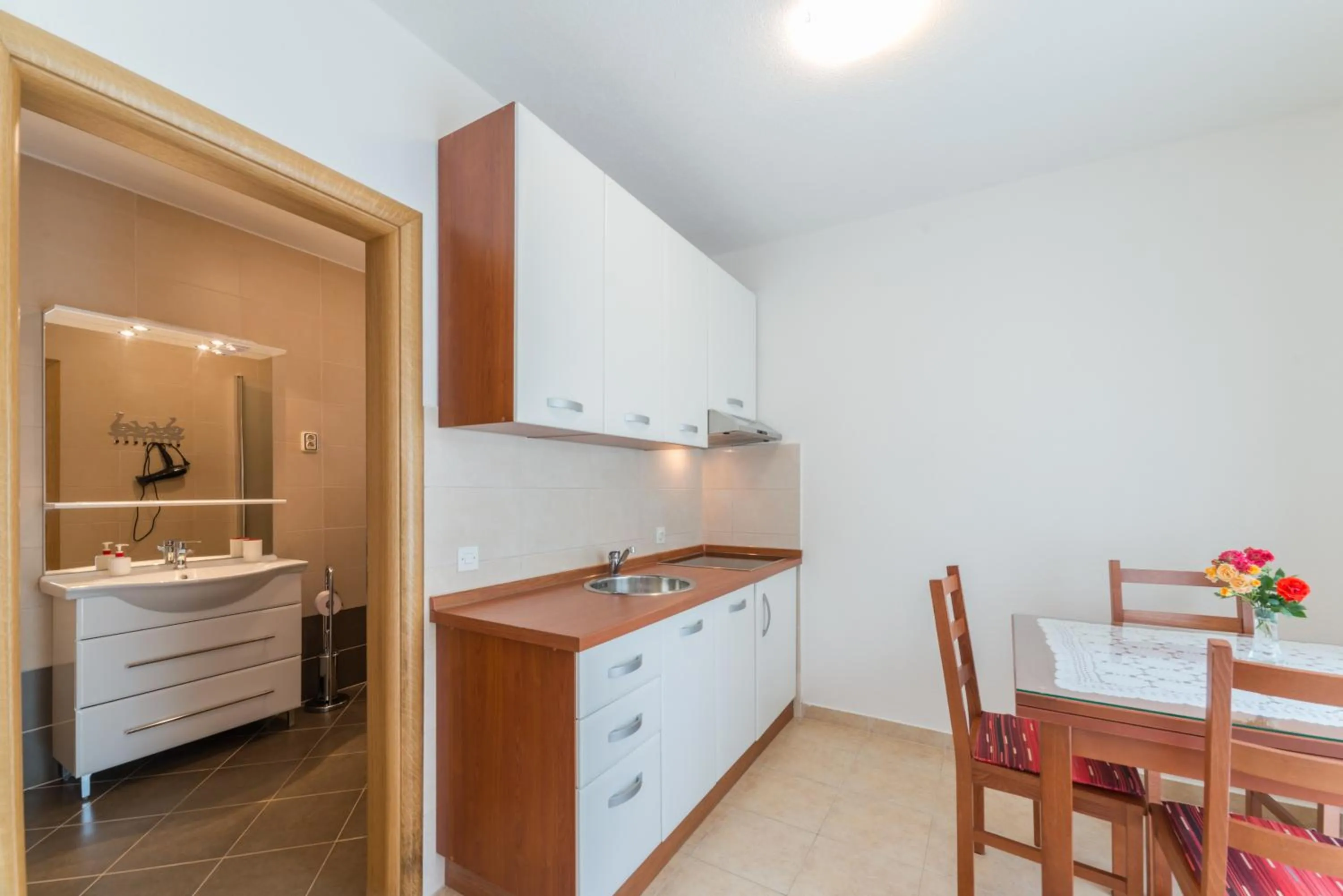 Kitchen or kitchenette in Apartments Brekalo