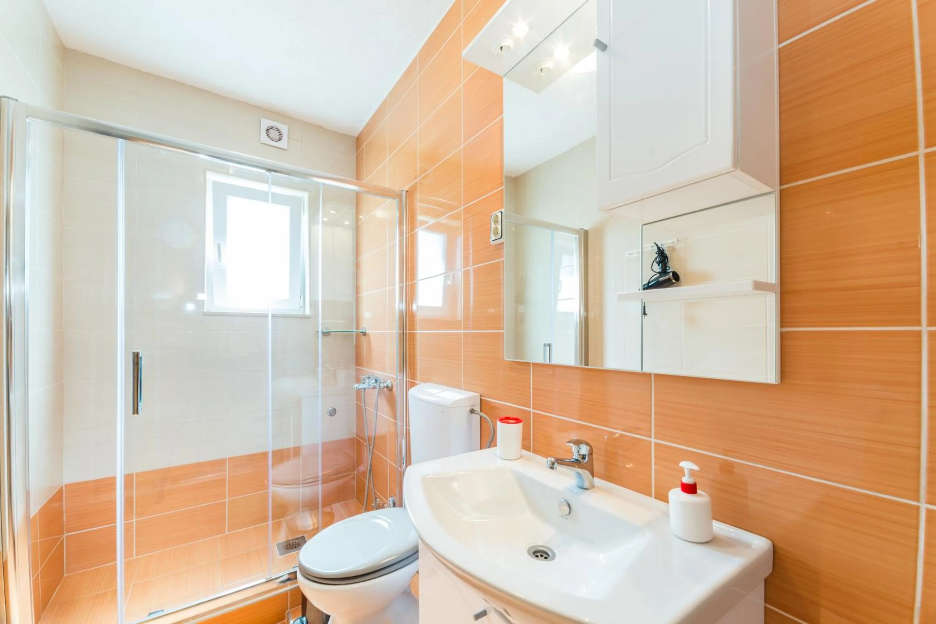 Bathroom in Apartments Brekalo