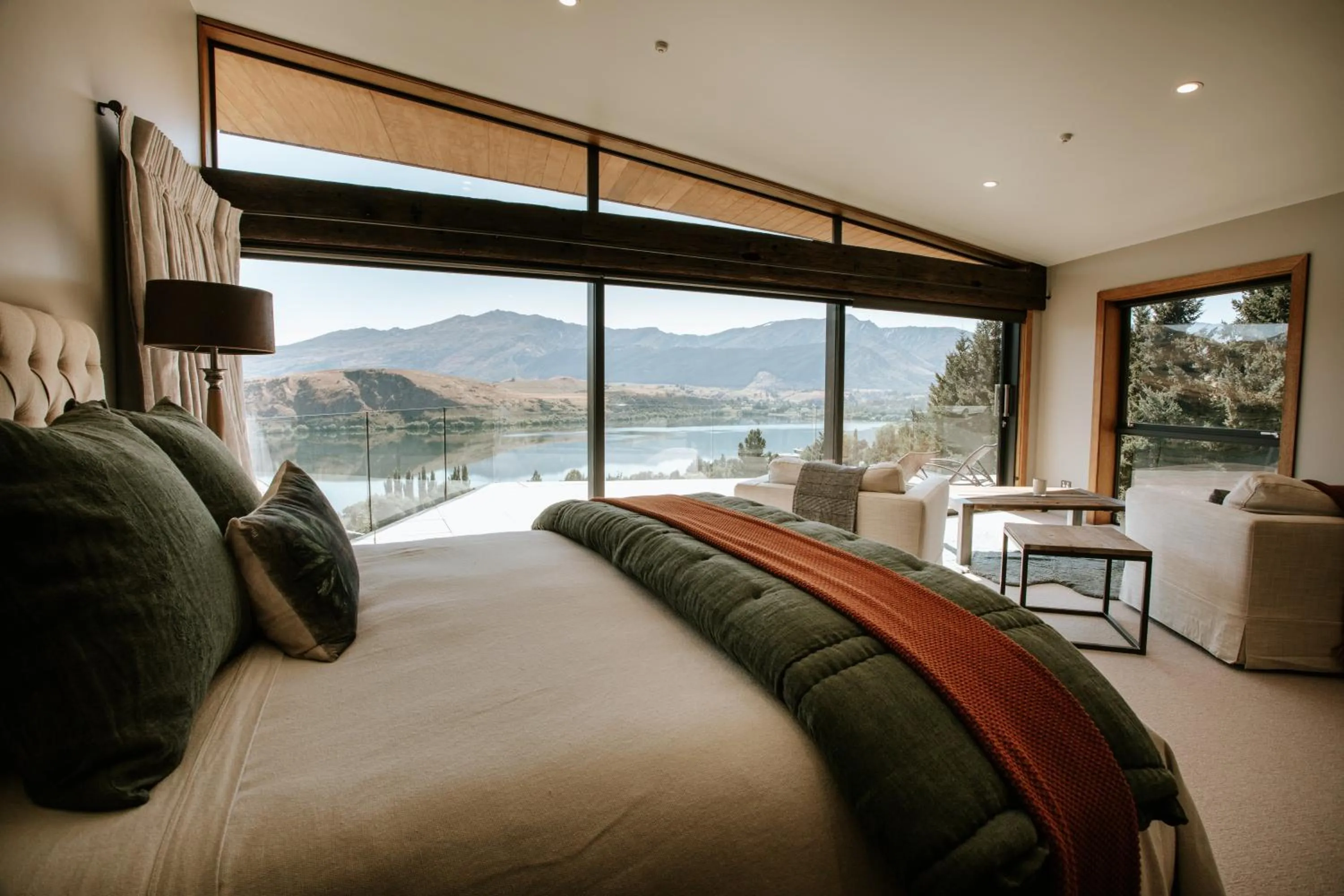 Bed in Stoneridge Estate