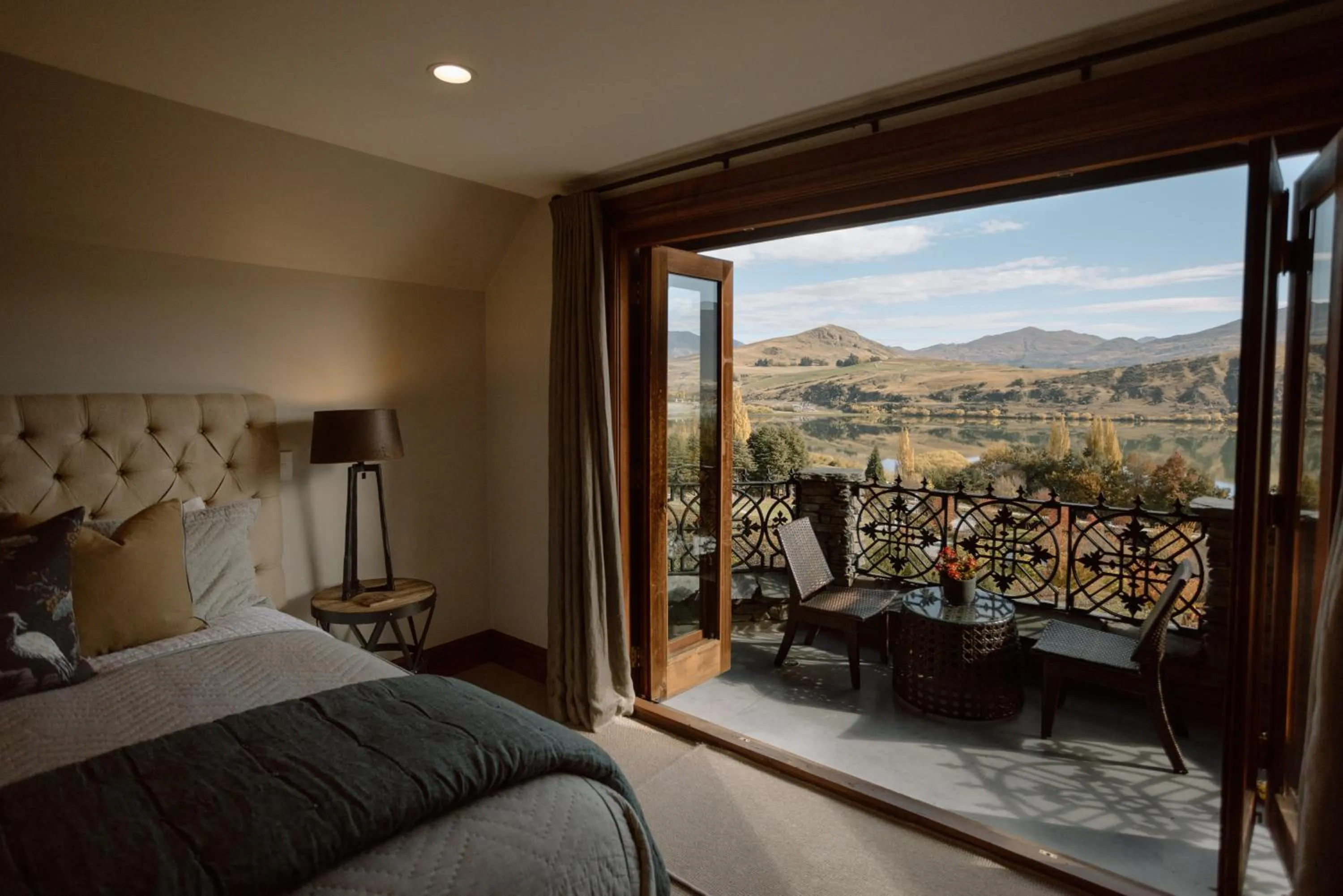 Bed in Stoneridge Estate