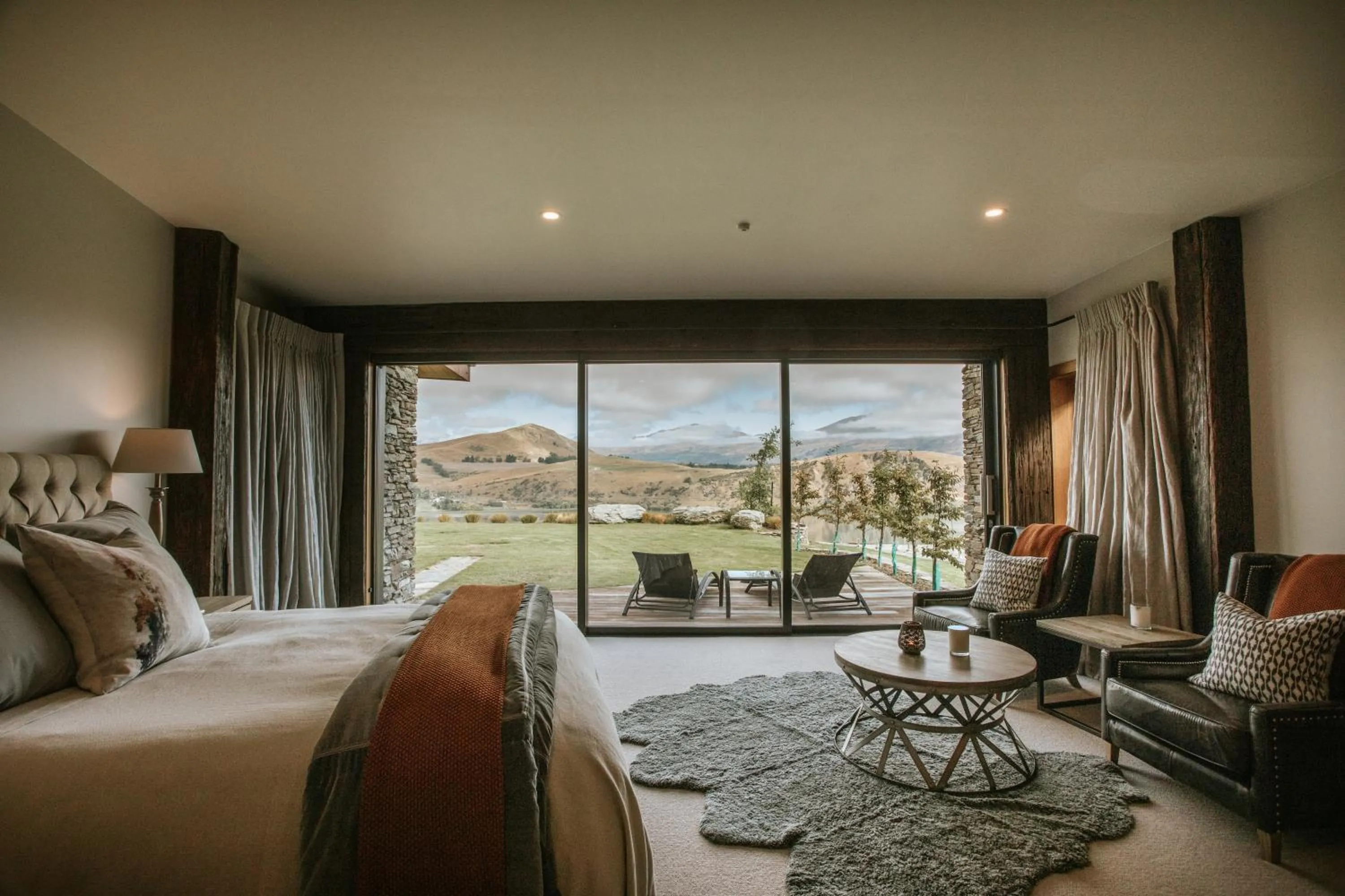 Bed in Stoneridge Estate