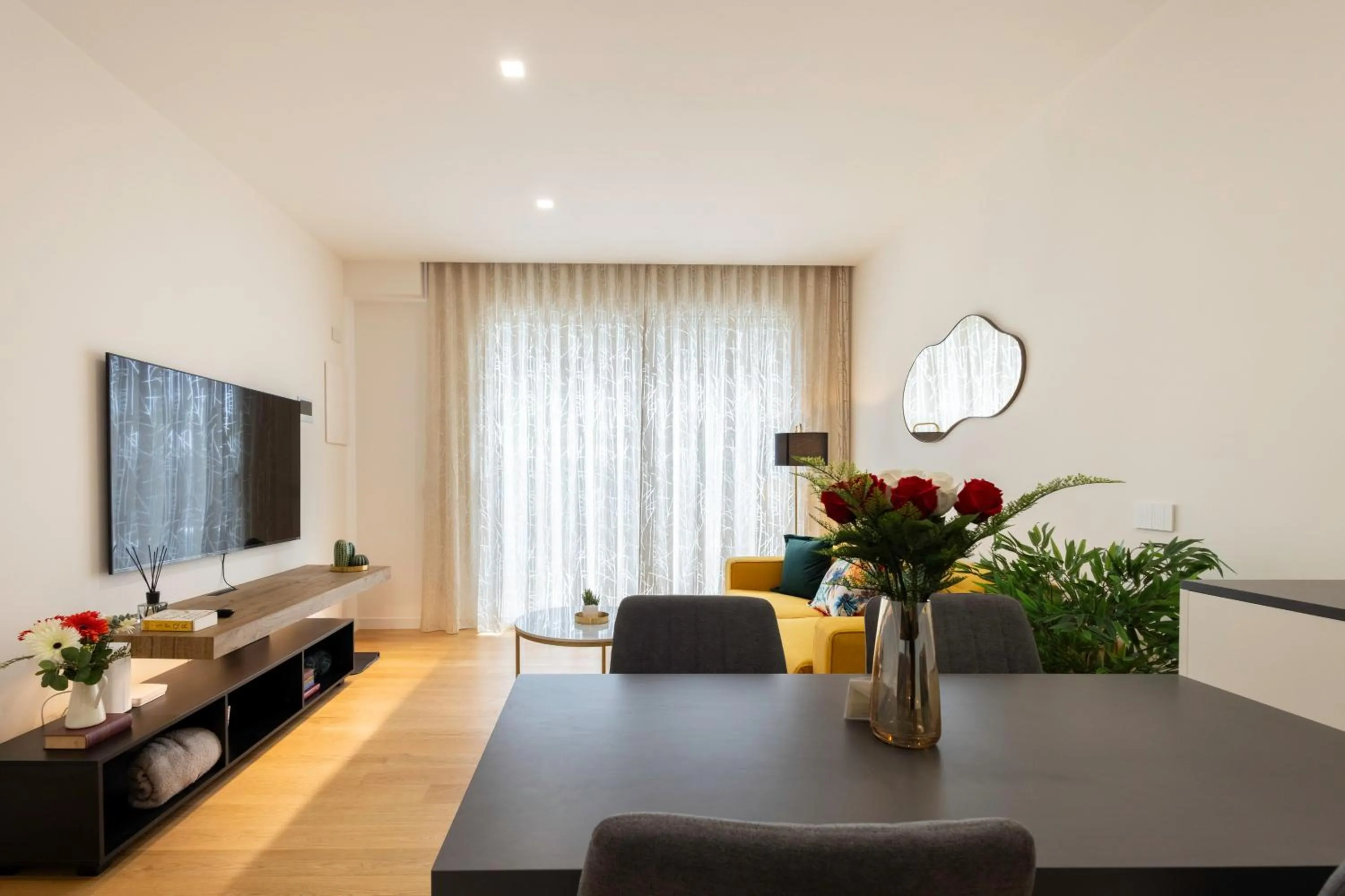 Suite & Outdoor Patio - Colosseum & Fori Imperiali
