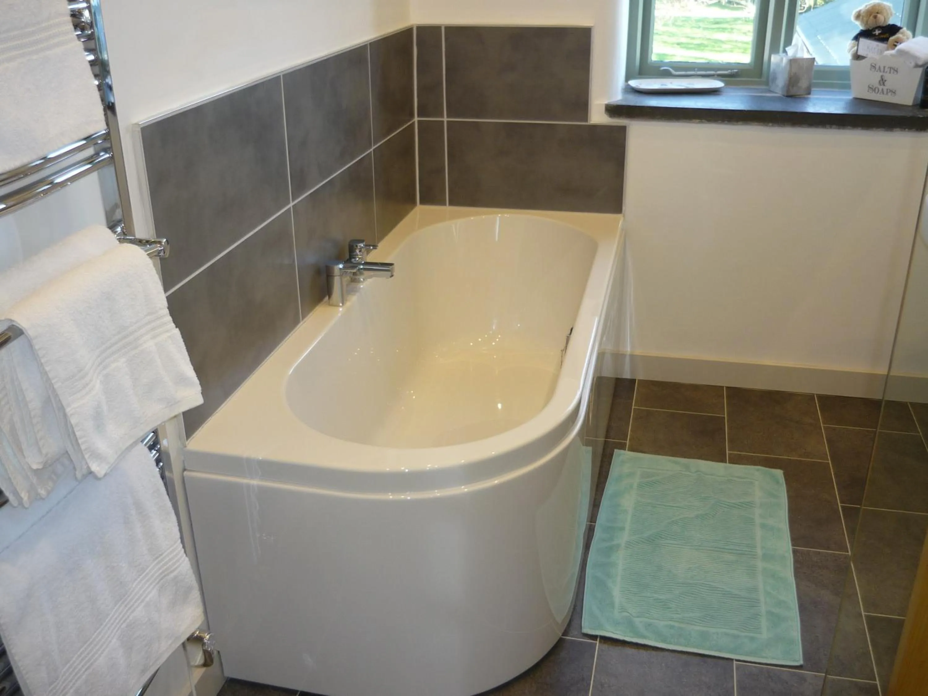 Bathroom in The Barn At Collacott