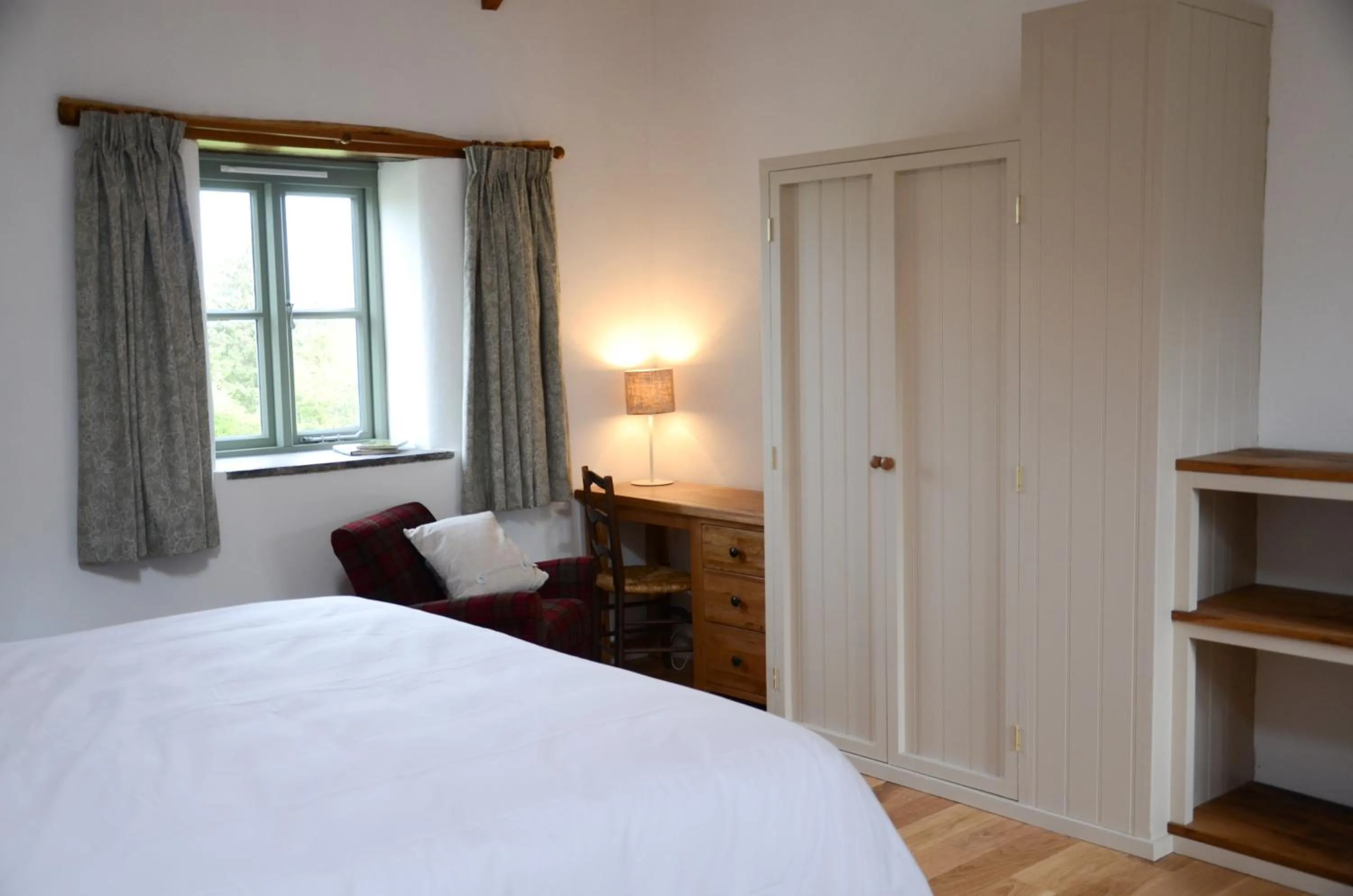 Photo of the whole room, Bed in The Barn At Collacott