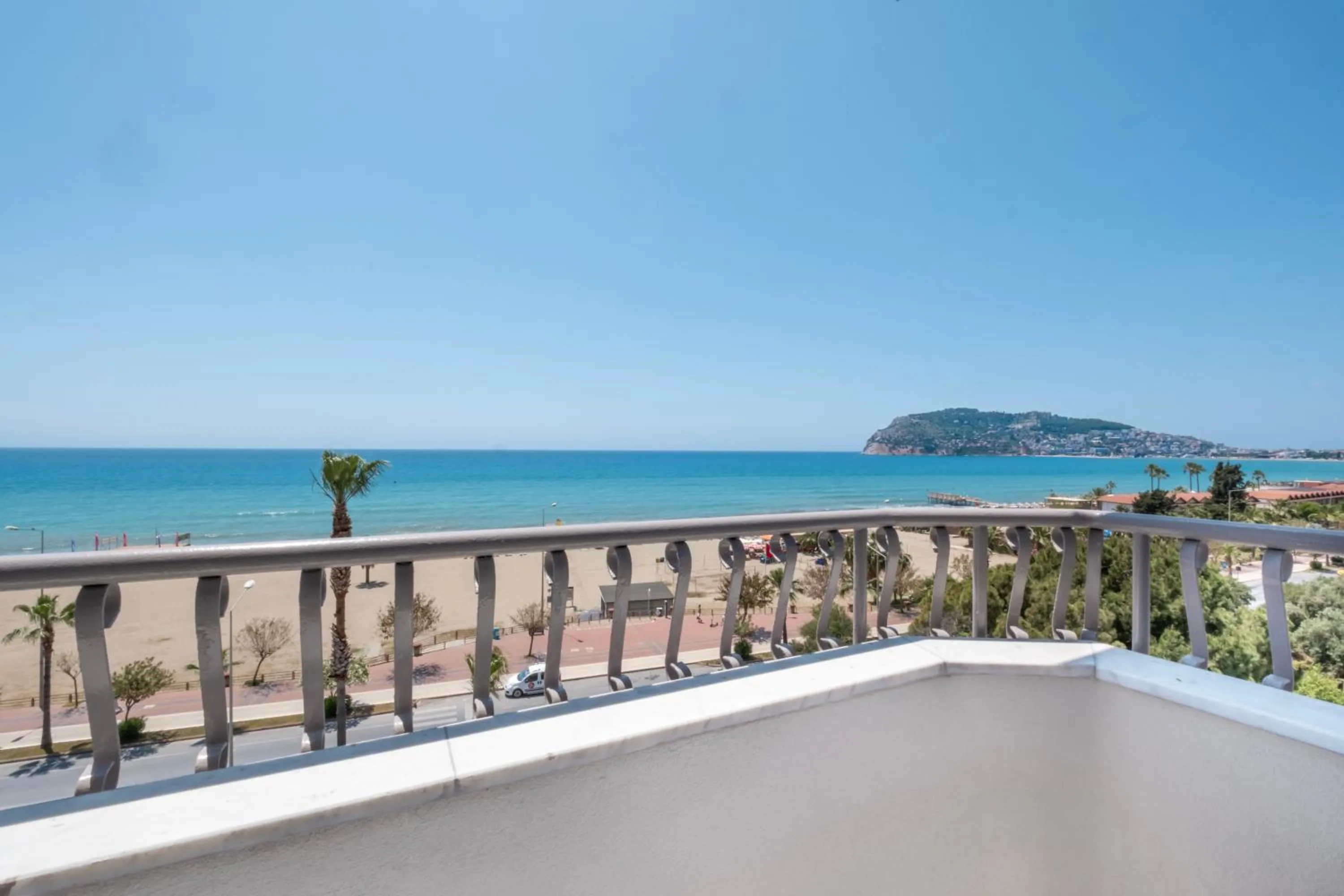 Day in Parador Sky Hotel All Inclusive