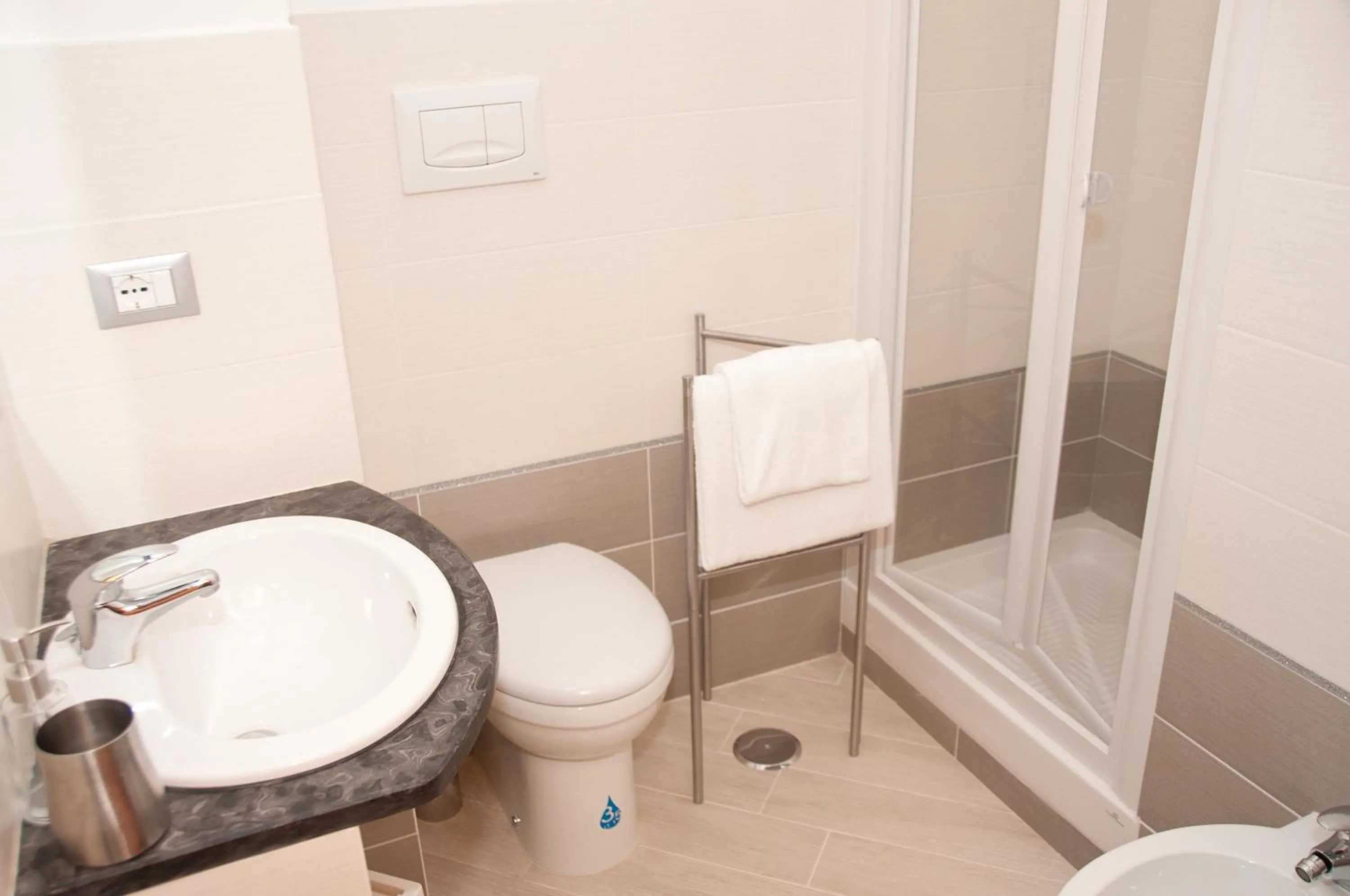 Bathroom in Lucky Domus Esquilino