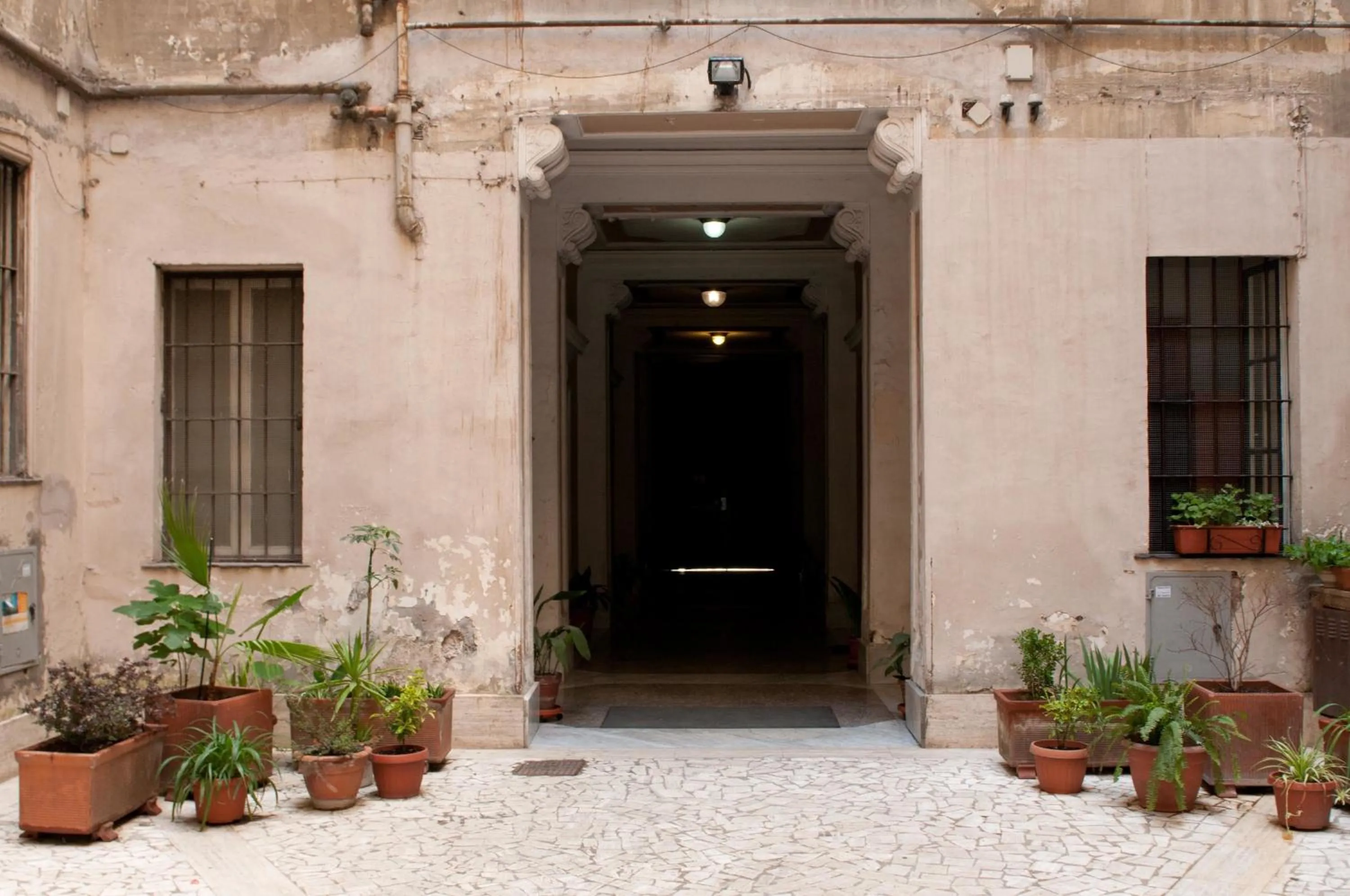 Facade/entrance in Lucky Domus Esquilino