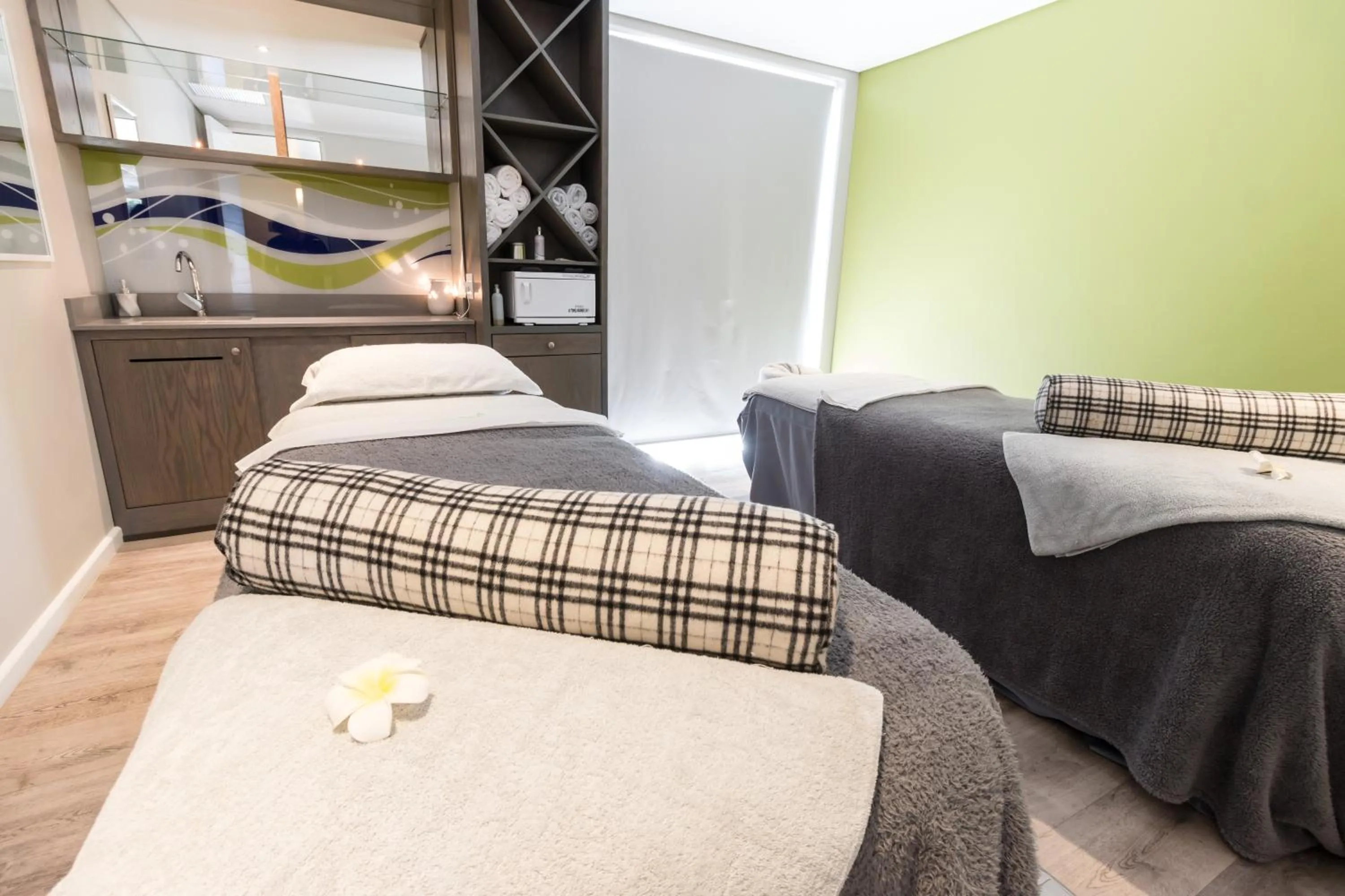 Massage, Bed in Royal St. Andrews Hotel, Spa and Conference Centre