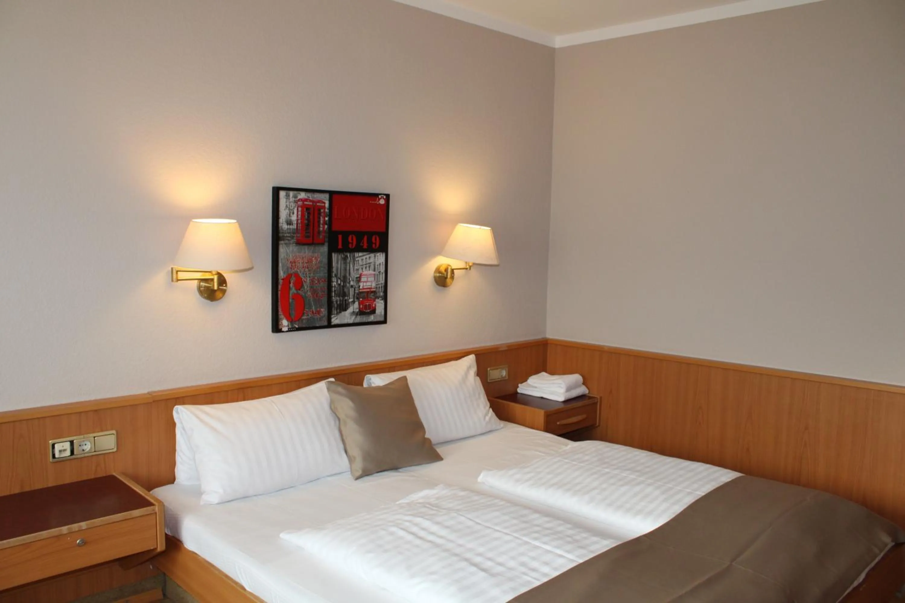 Bed in Hotel Zum Kaffeekännchen