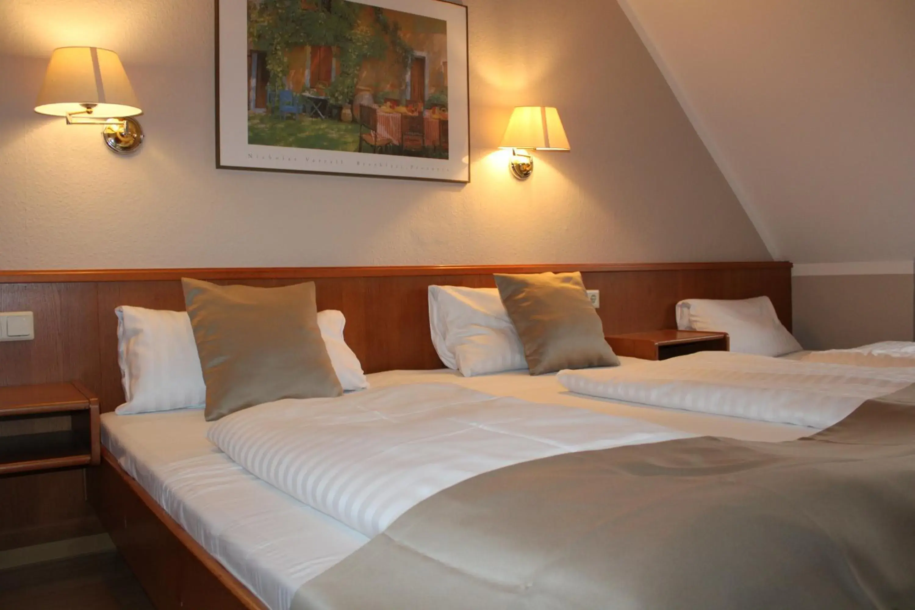 Triple Room in Hotel Zum Kaffeekännchen Triple Room in Hotel Zum Kaffeekännchen