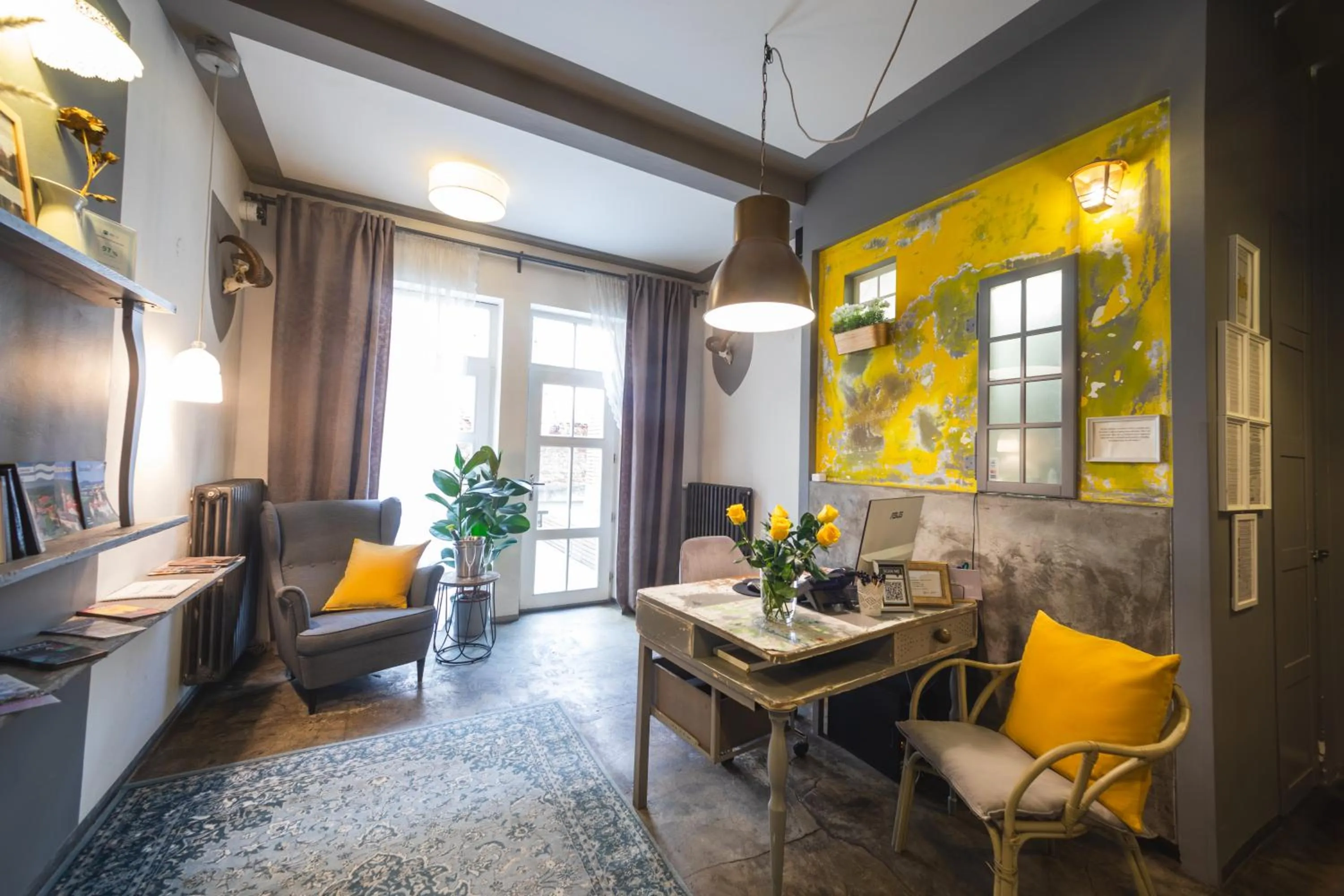 Lobby or reception in Miss Sophie's New Town & Wellness