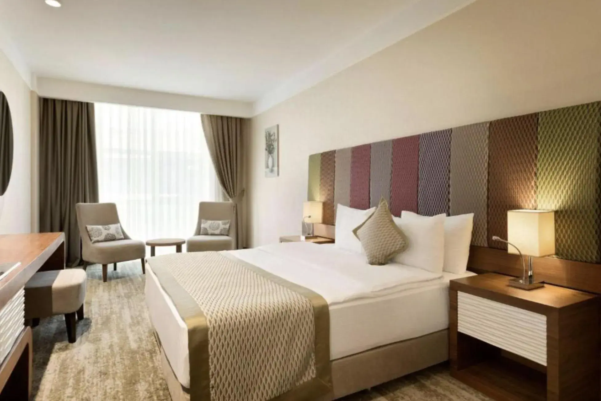 Bedroom, Bed in Ramada by Wyndham Gemli̇k Bedroom, Bed in Ramada by Wyndham Gemli̇k