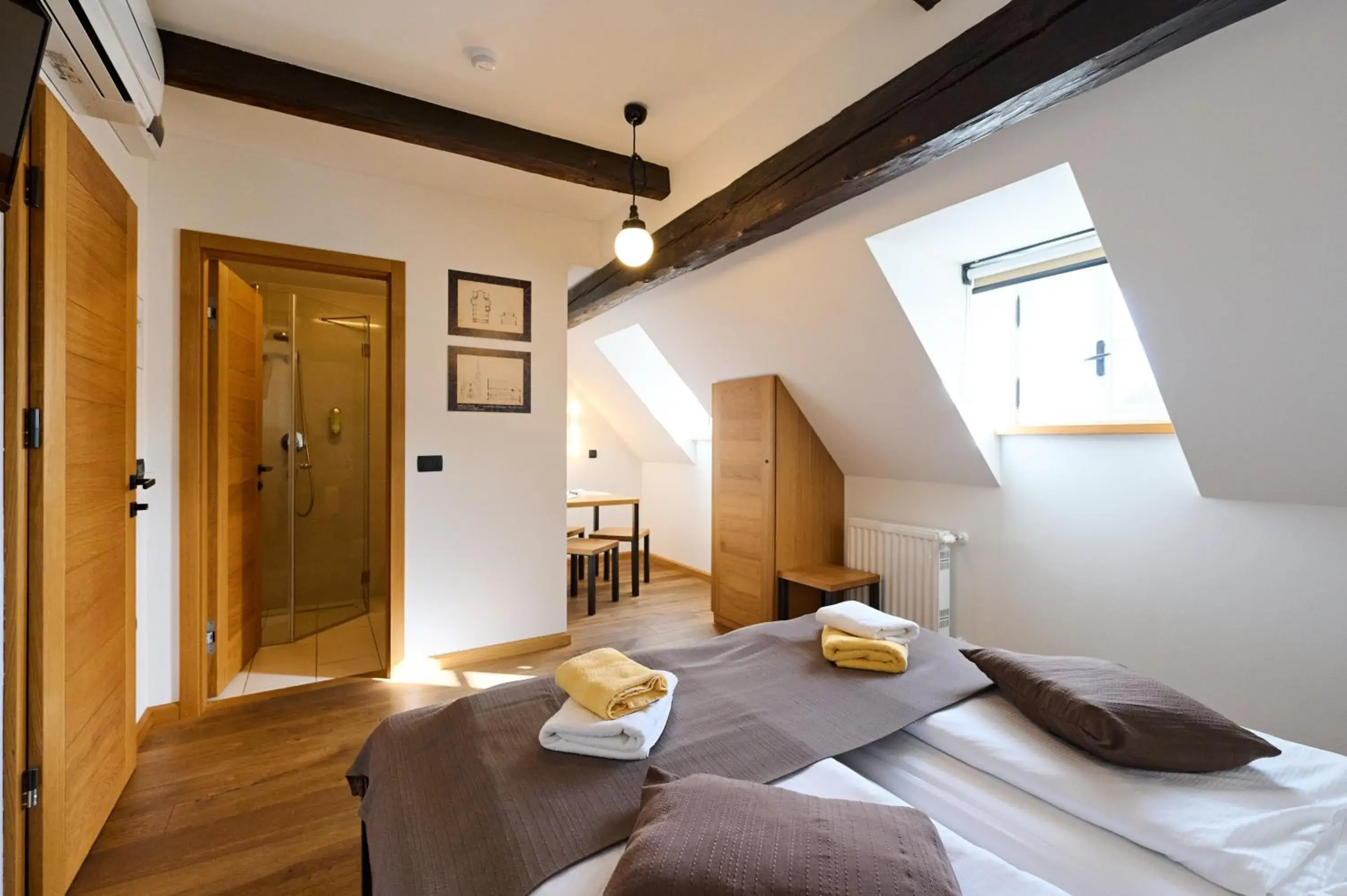 Double or Twin Room with Partial View - single occupancy in Old Parish House Double or Twin Room with Partial View - single occupancy in Old Parish House