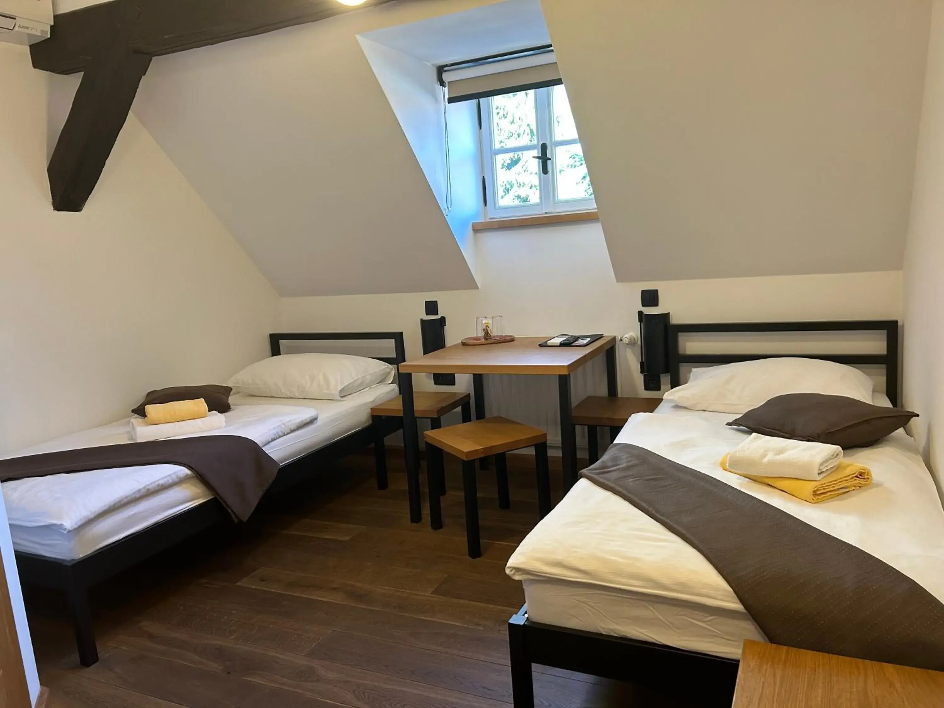 Twin Room - single occupancy in Old Parish House Twin Room - single occupancy in Old Parish House