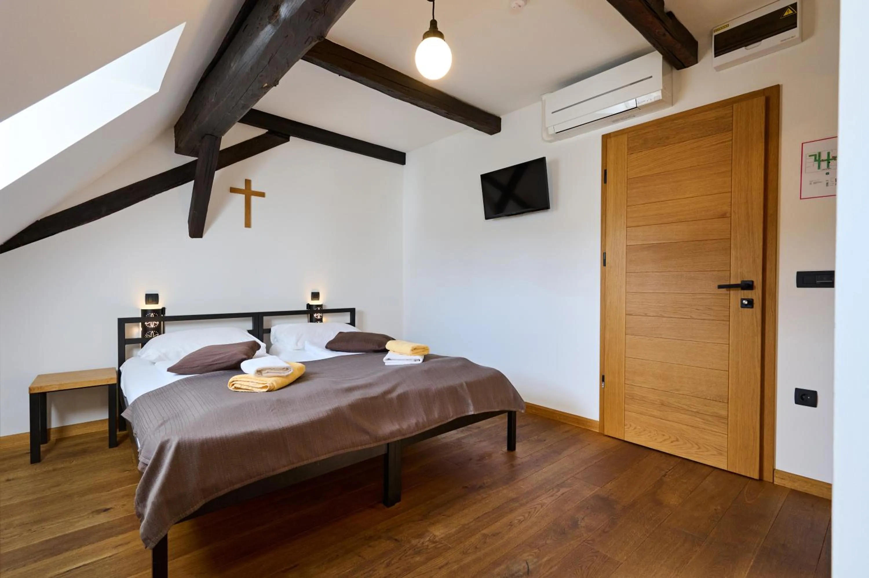 Bedroom, Bed in Old Parish House