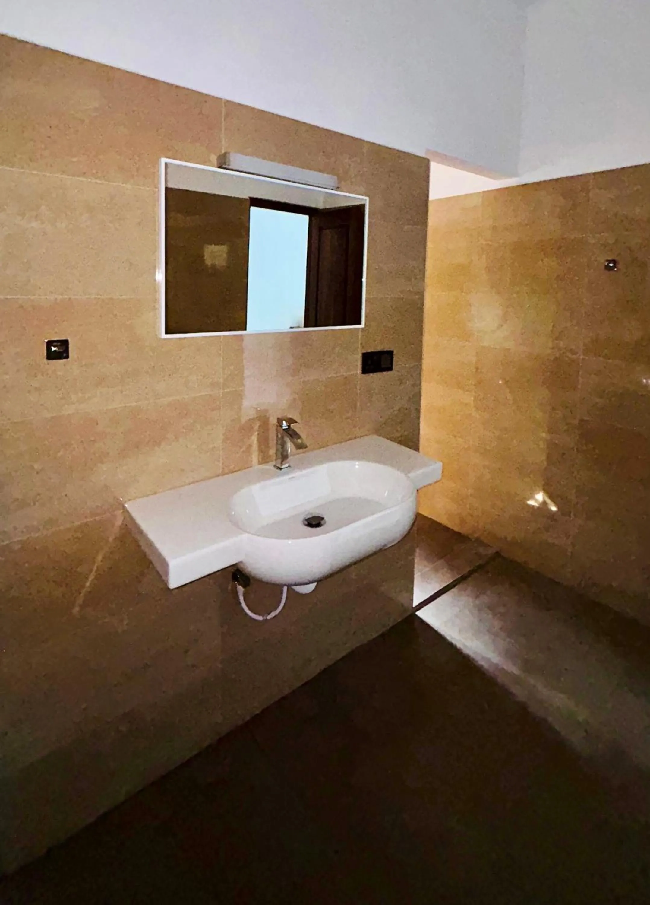 Bathroom in 108 Palms Beach Resort