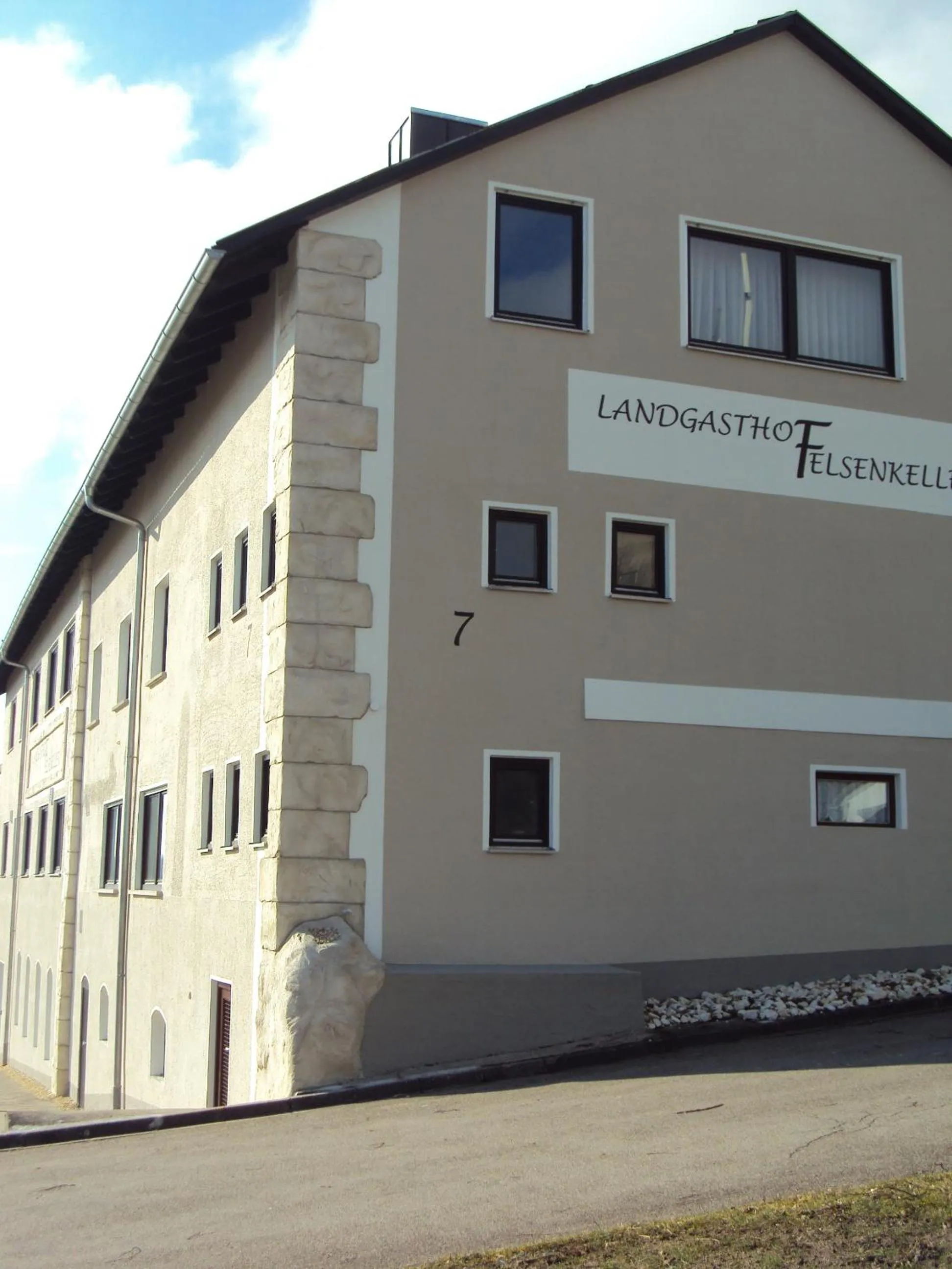 Facade/entrance in Landgasthof Felsenkeller