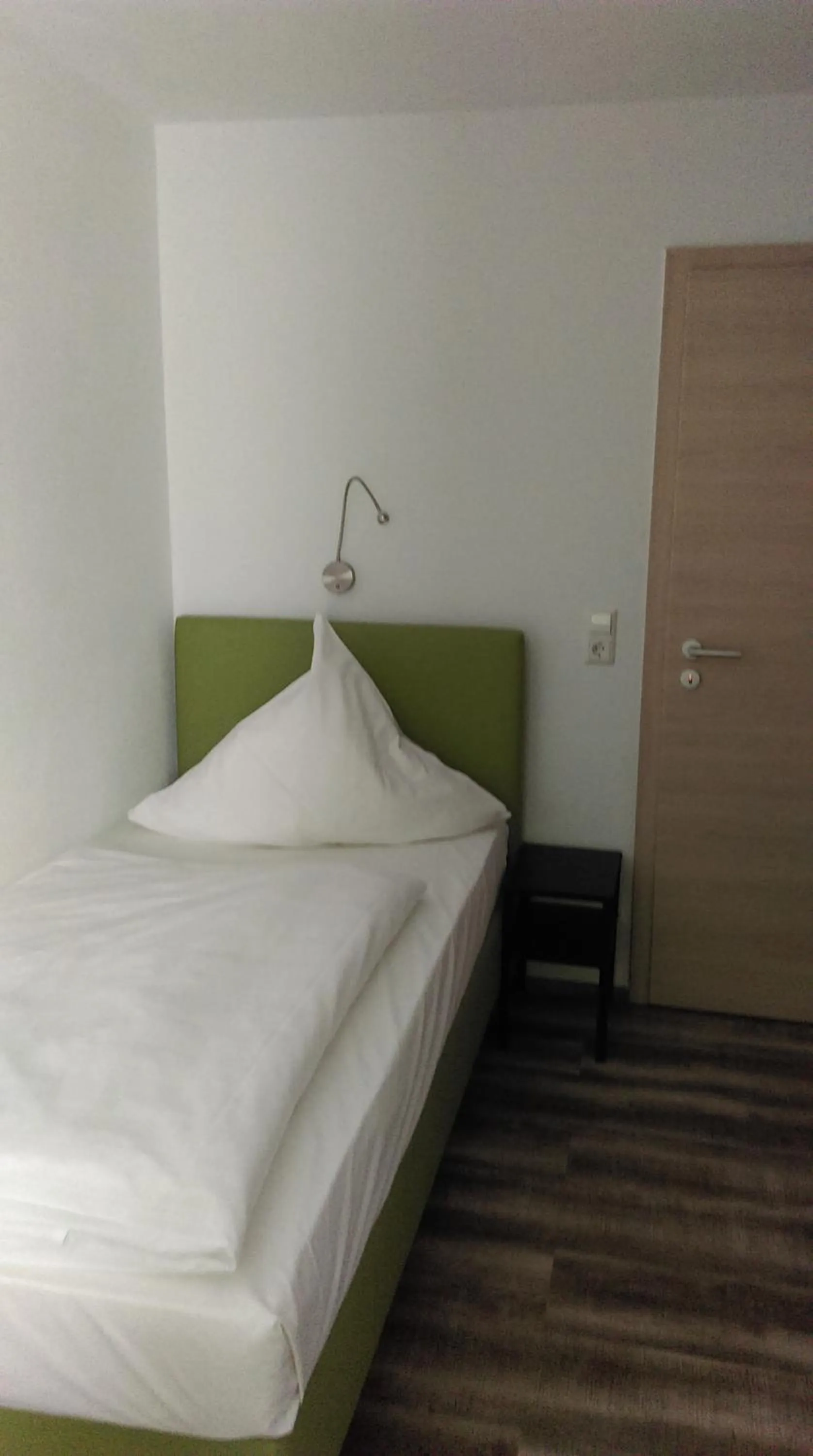 Photo of the whole room, Bed in Landgasthof Felsenkeller