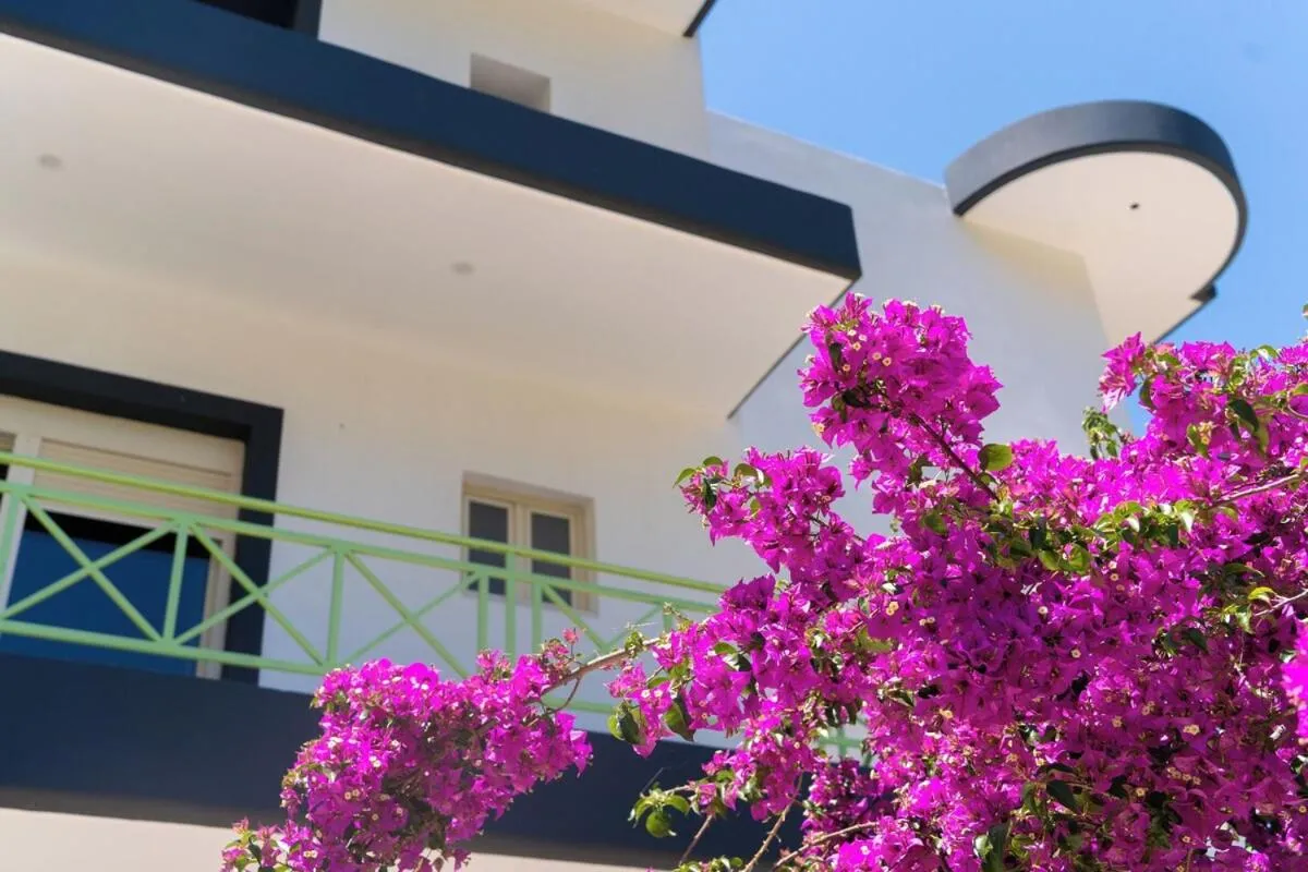 Property building in Olivet Hotel