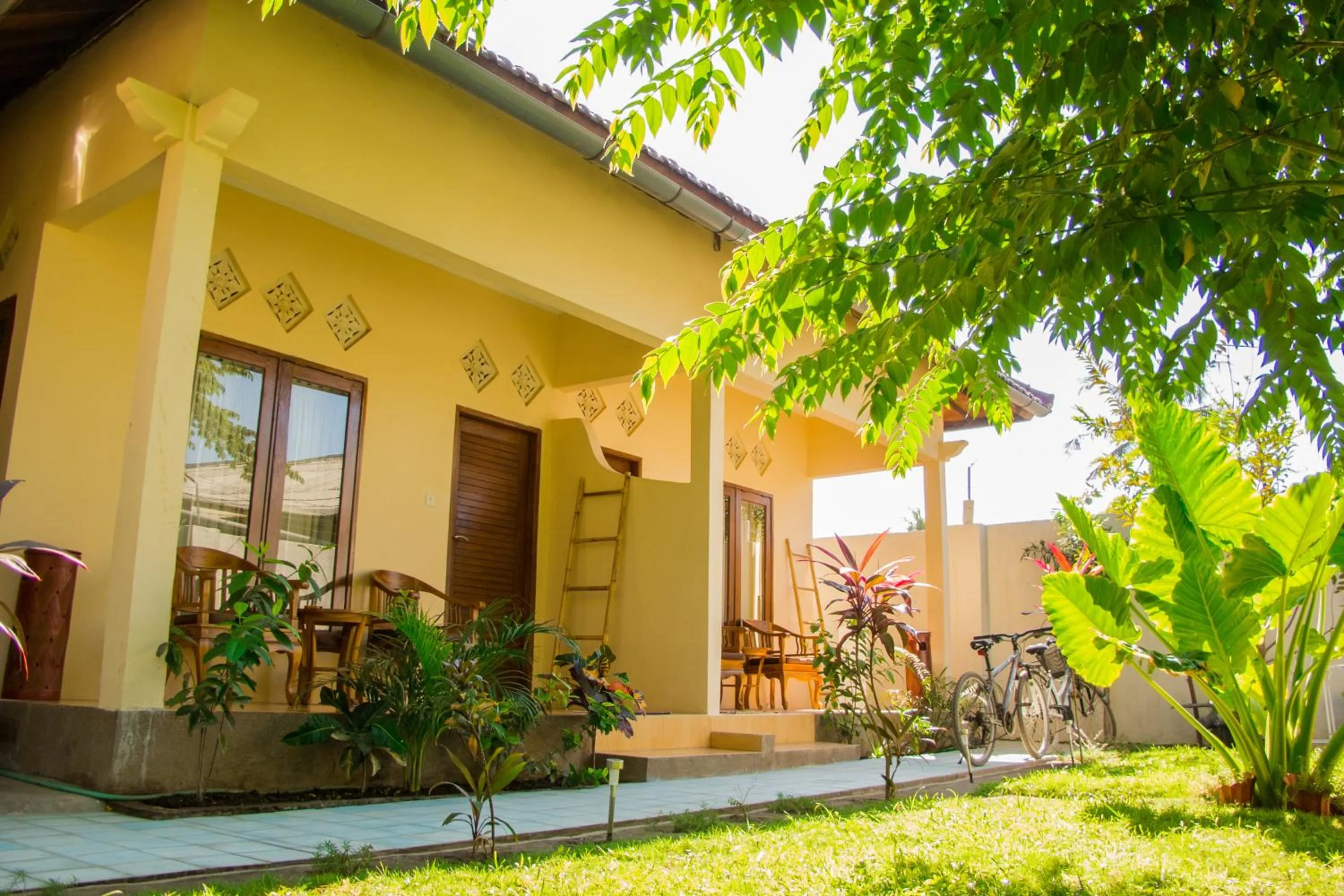 Garden in Mandalika Cottage