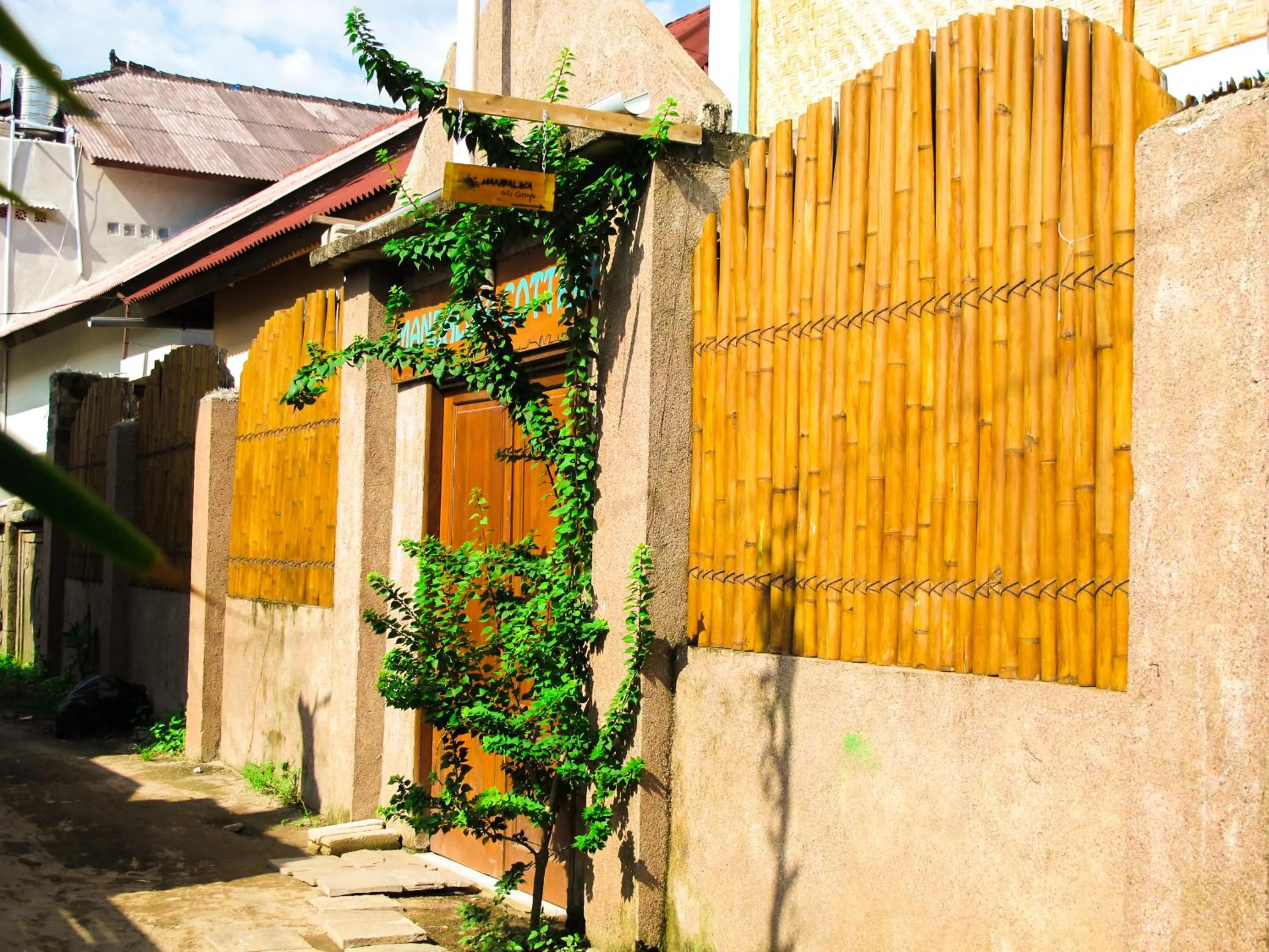 Property building in Mandalika Cottage