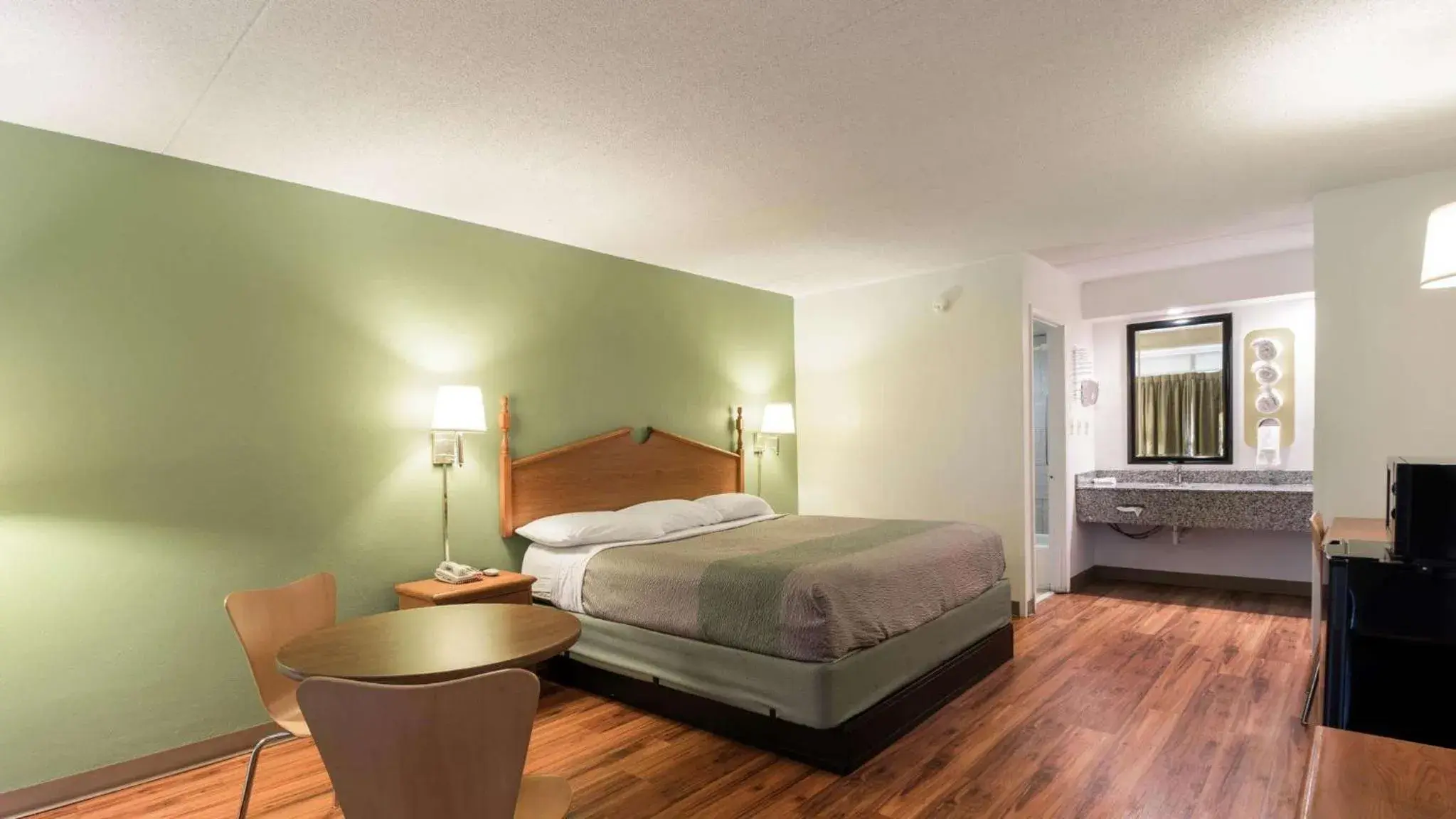 Photo of the whole room, Bed in Motel 6-Pulaski, TN Photo of the whole room, Bed in Motel 6-Pulaski, TN