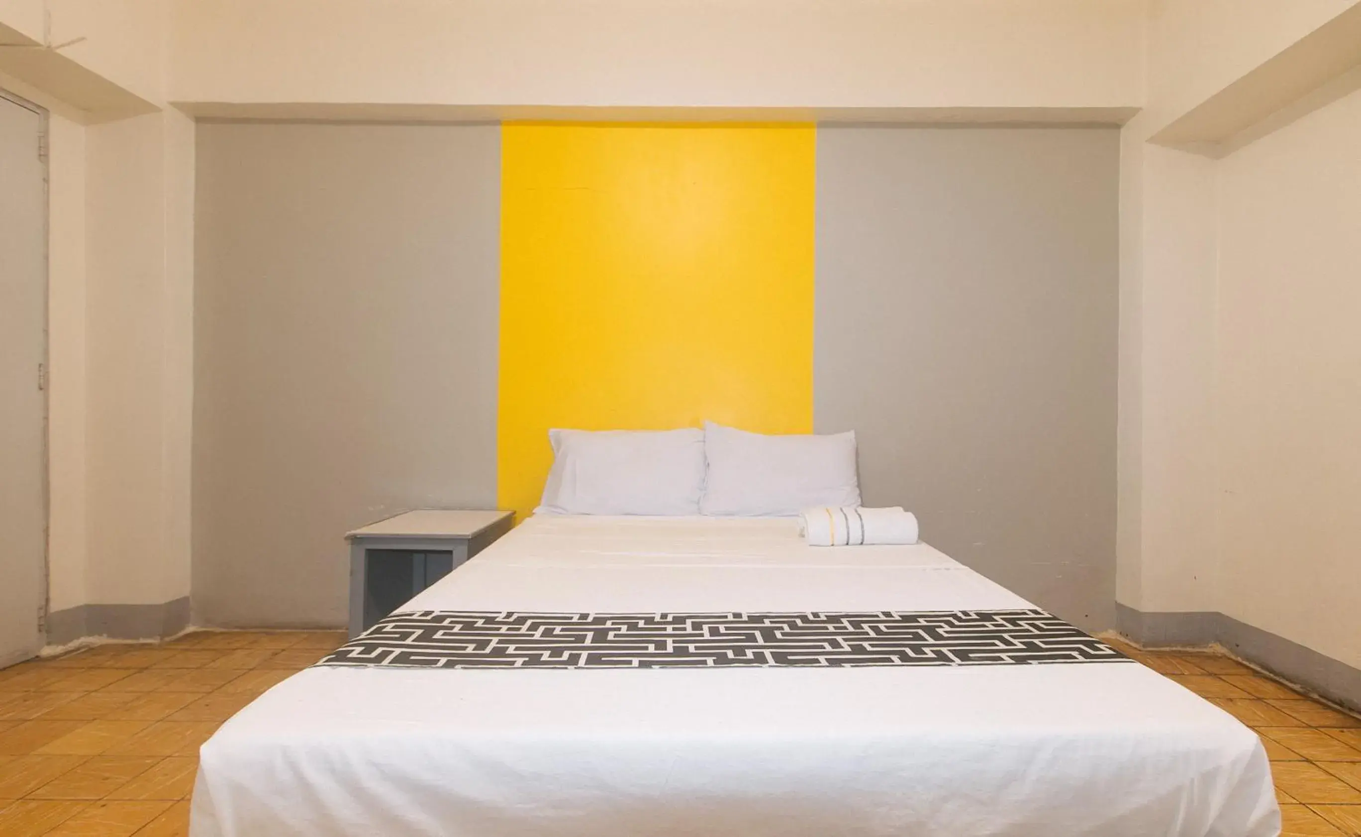 Hotel Madiaas by RedDoorz Hotel Madiaas by RedDoorz
