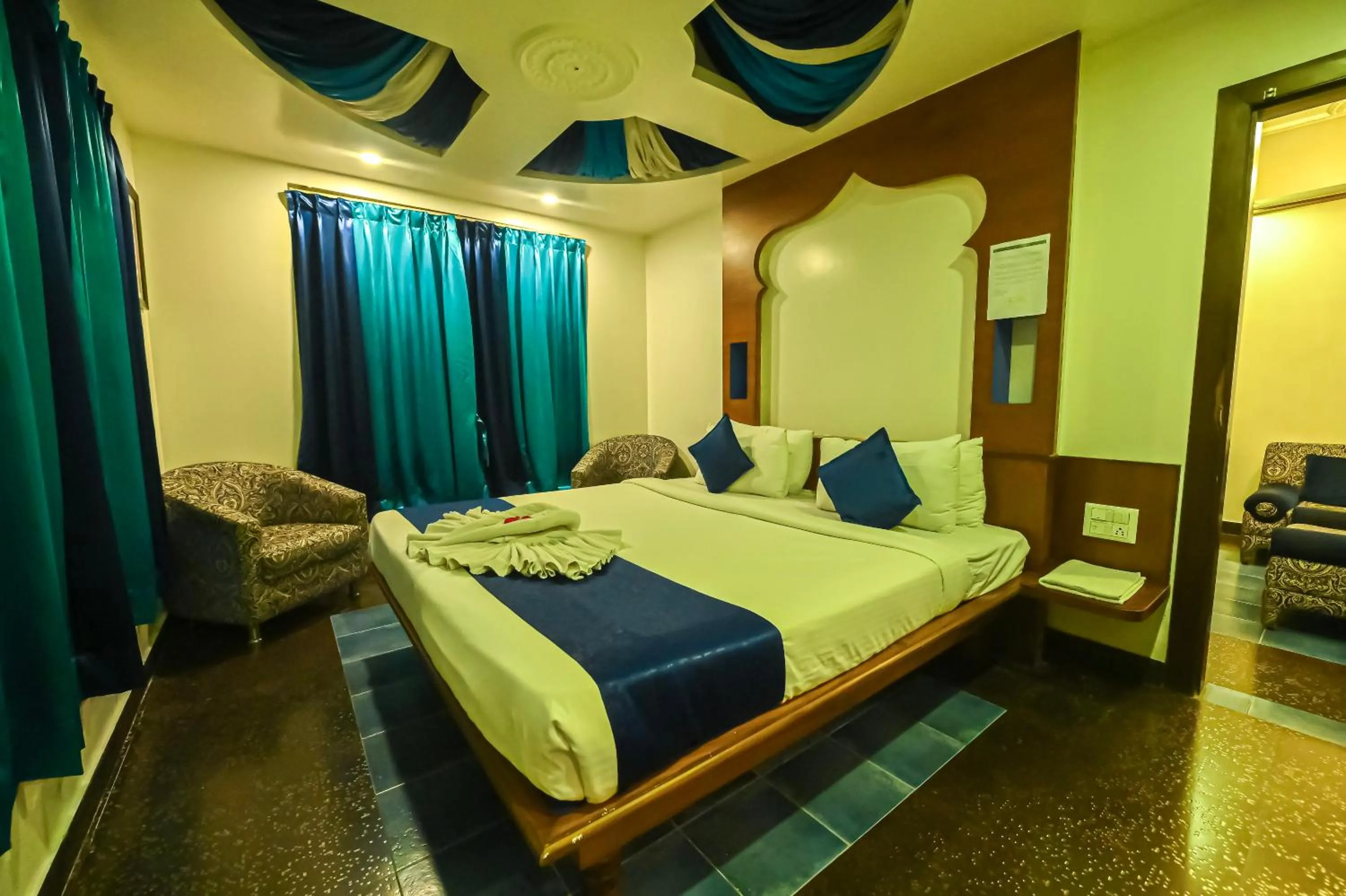 Bed in Sepoy Grande Mysore