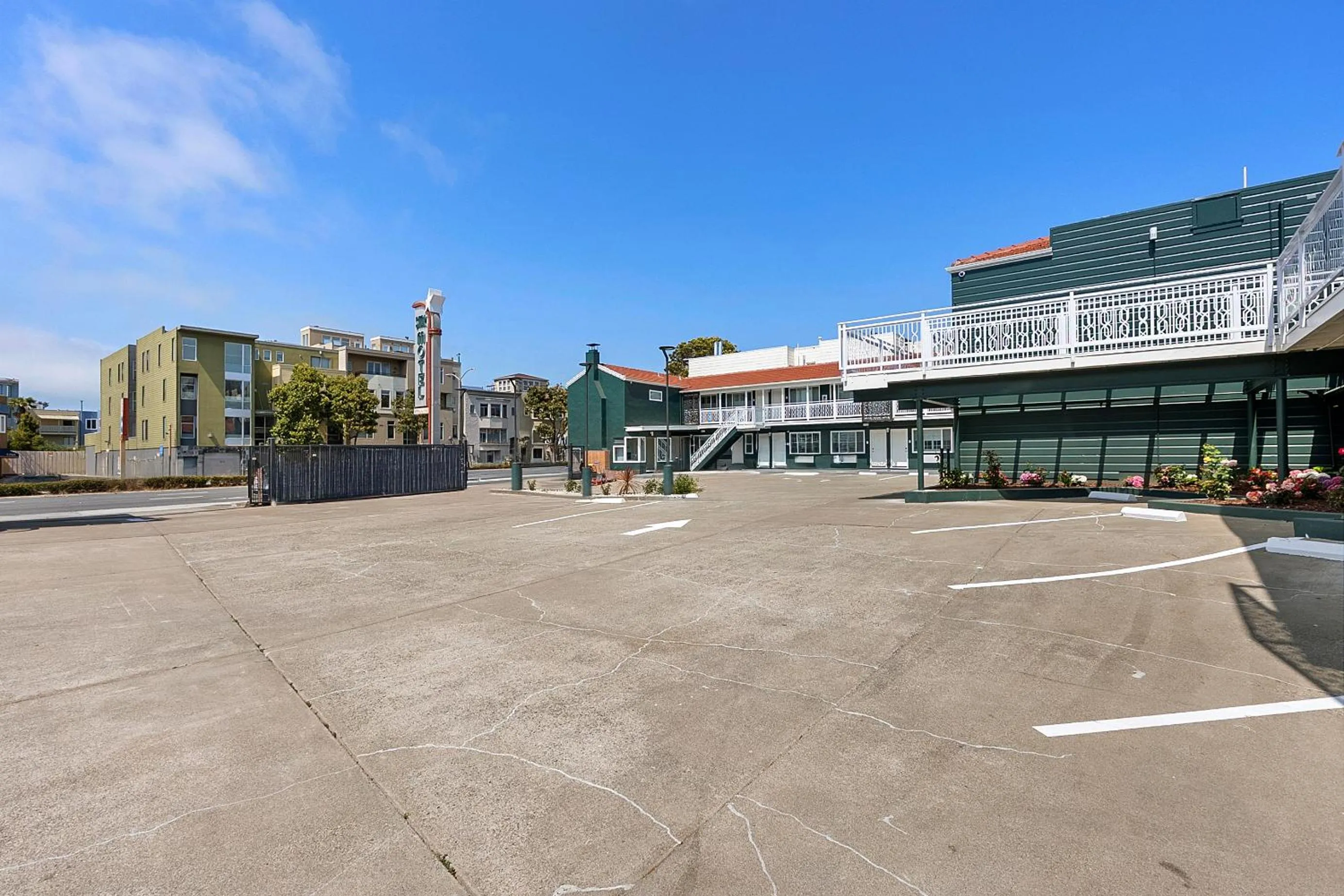 Parking in Star Motel