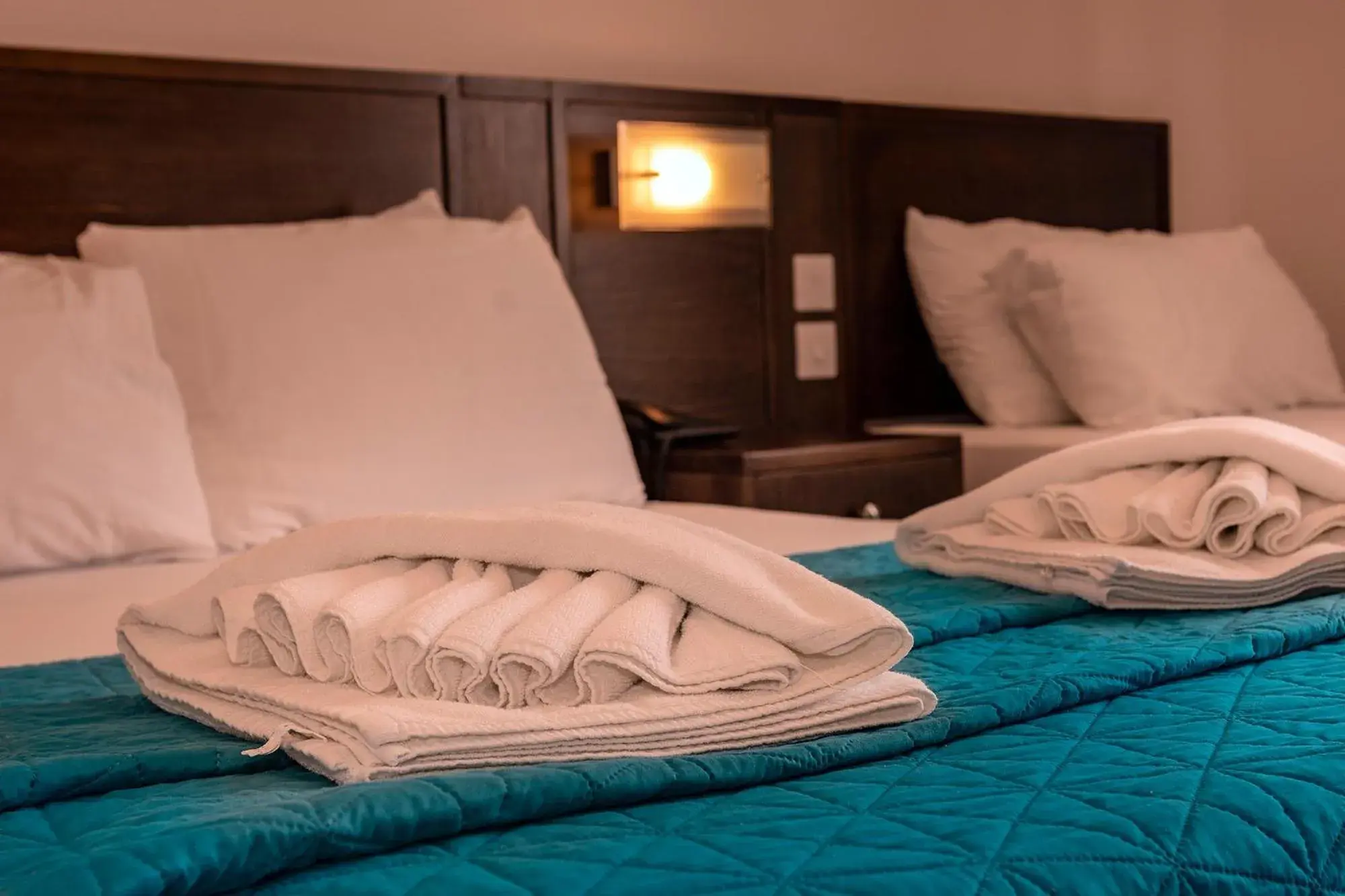 Deluxe Triple Room in Cerviola Hotel Deluxe Triple Room in Cerviola Hotel