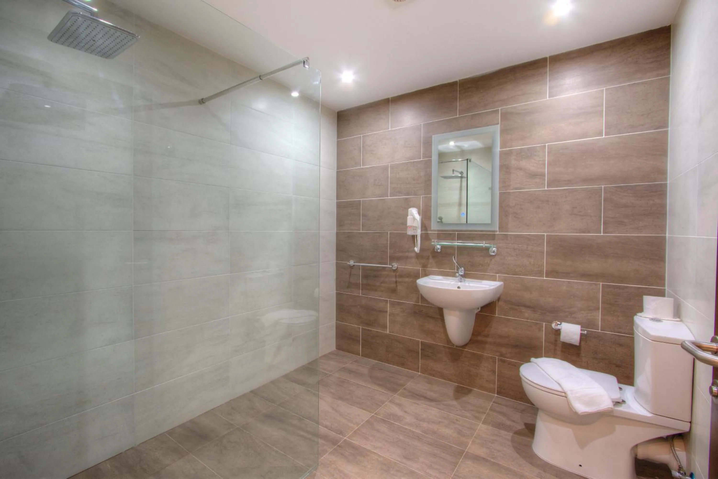 Shower in Cerviola Hotel