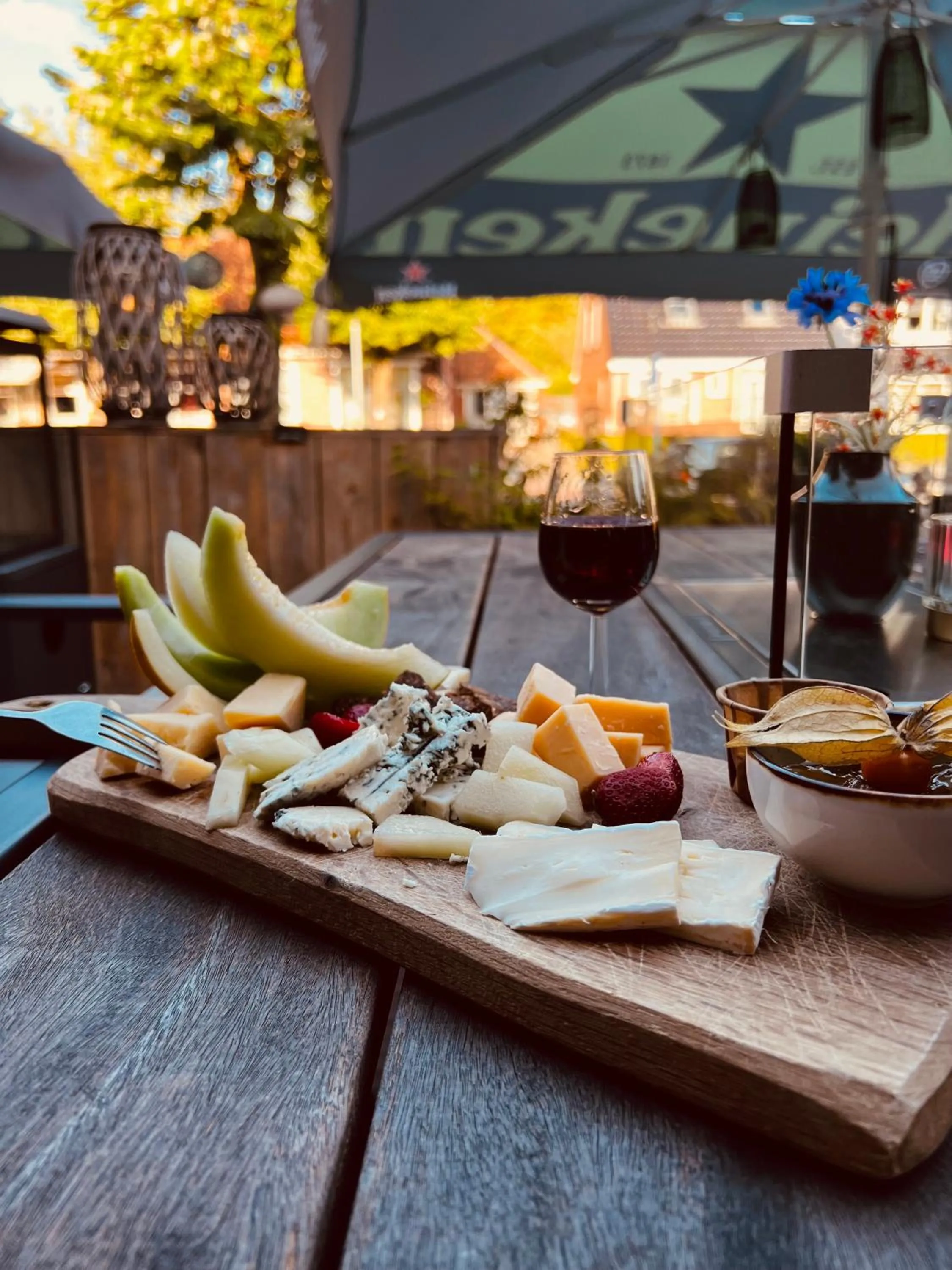 Property building in Hotel Onder De Linden