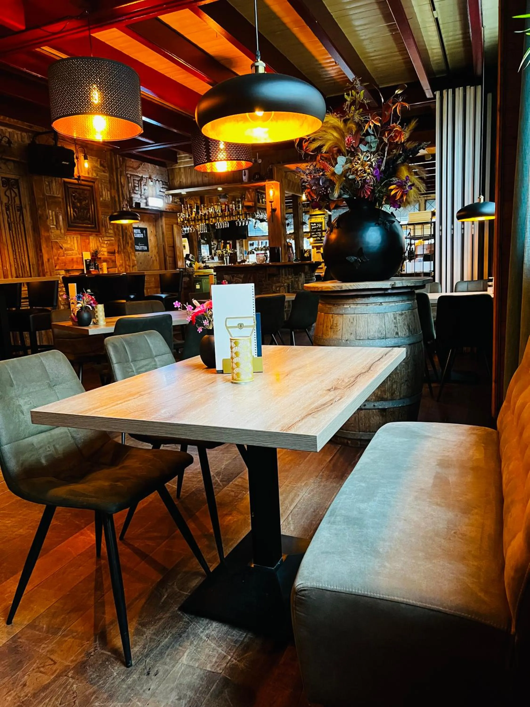 Restaurant/places to eat in Hotel Onder De Linden