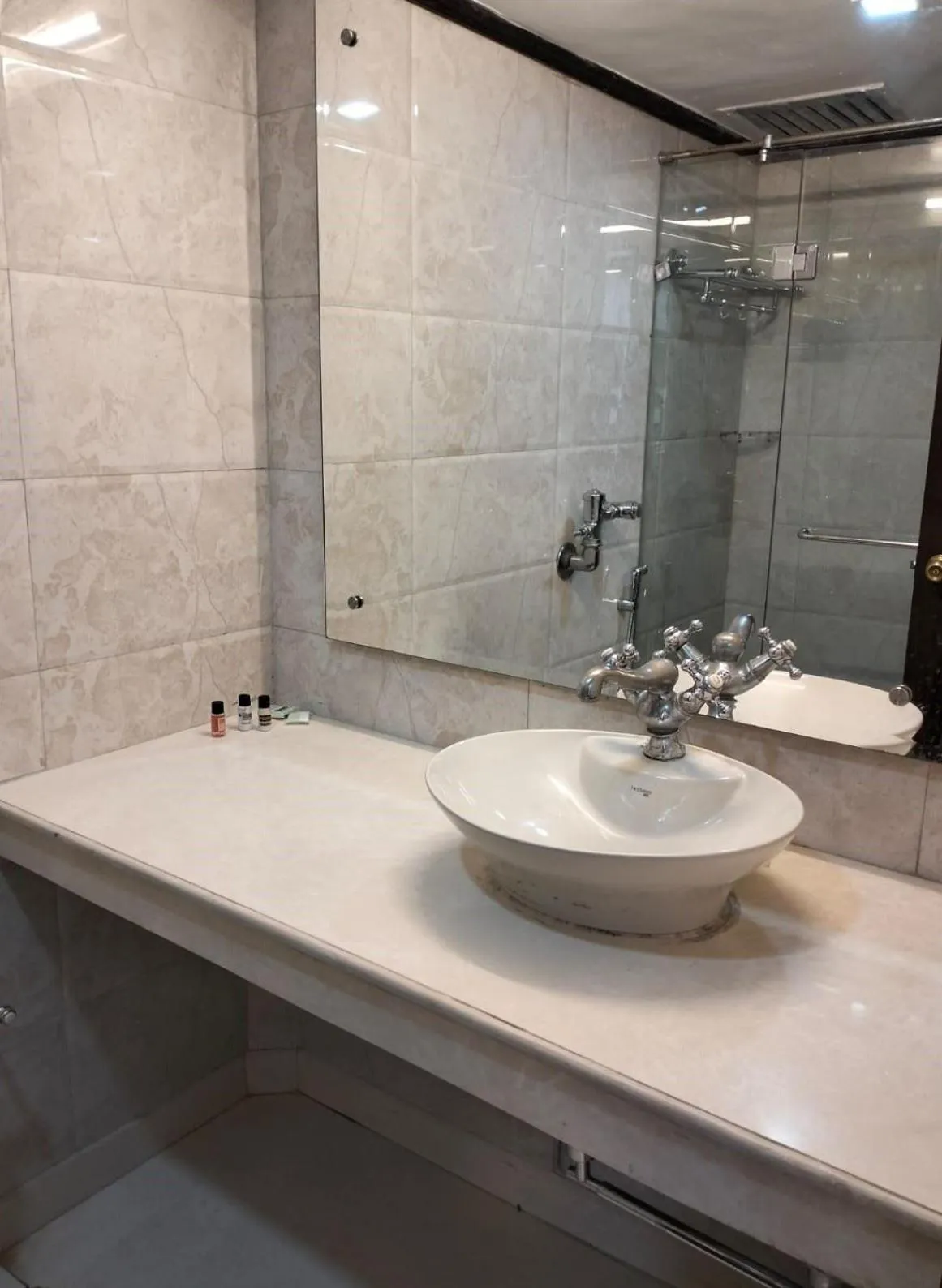 hotel Baljees Regency