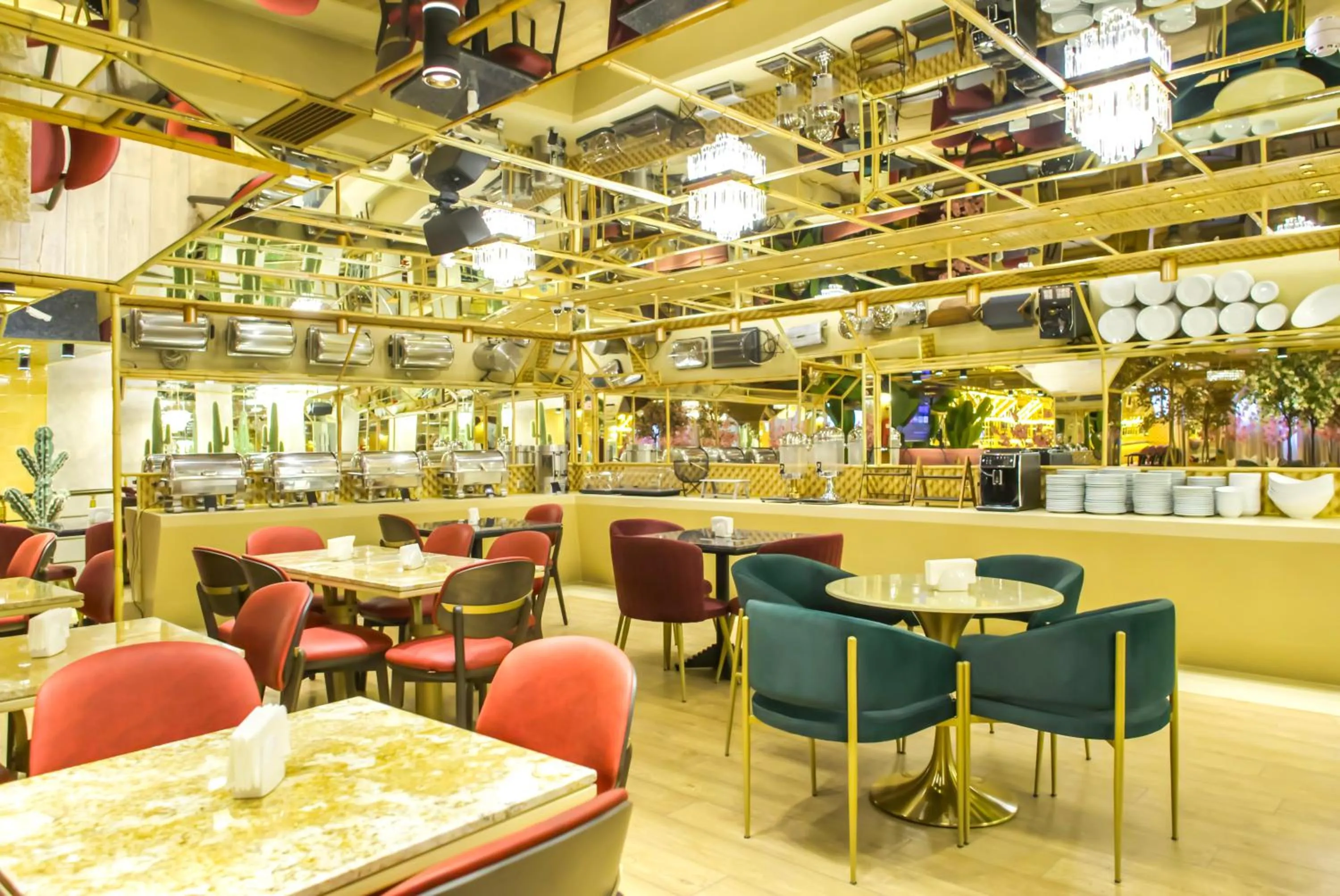 Lounge or bar in Carat Hotel Yerevan